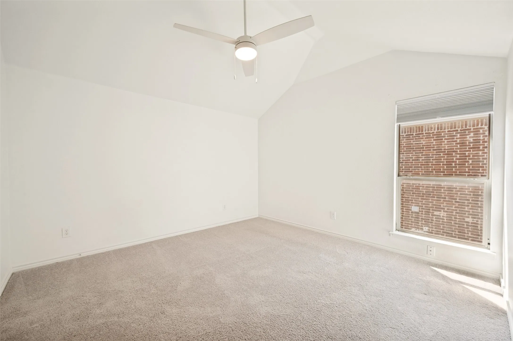 Townhouse For Sale in Collin County , 5778 Grosseto Drive, Frisco, Texas 75034, 2 Bedroom, 3 Bathroom, 2 Garage spaces, 1,881 Sqft, built in 2005, mls#21345483, Real Estate Agent in Frisco, Homes For Sale in Collin county, Homes For Sale in Frisco, Realtor in Frisco Texas, Real Estate Brokerage Independent Realty Texas, Luminita Cordes Realtor
