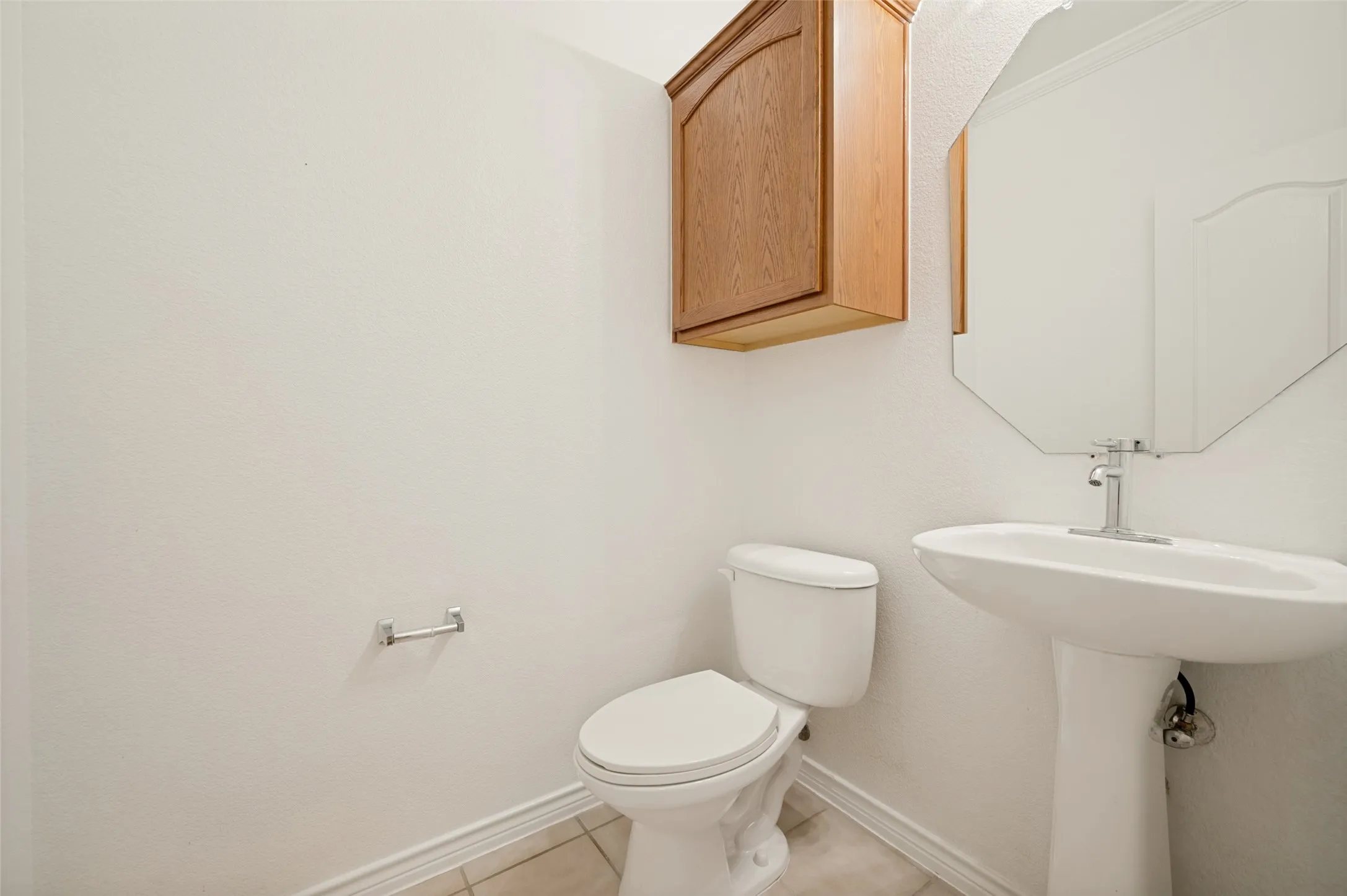 Townhouse For Sale in Collin County , 5778 Grosseto Drive, Frisco, Texas 75034, 2 Bedroom, 3 Bathroom, 2 Garage spaces, 1,881 Sqft, built in 2005, mls#21345483, Real Estate Agent in Frisco, Homes For Sale in Collin county, Homes For Sale in Frisco, Realtor in Frisco Texas, Real Estate Brokerage Independent Realty Texas, Luminita Cordes Realtor