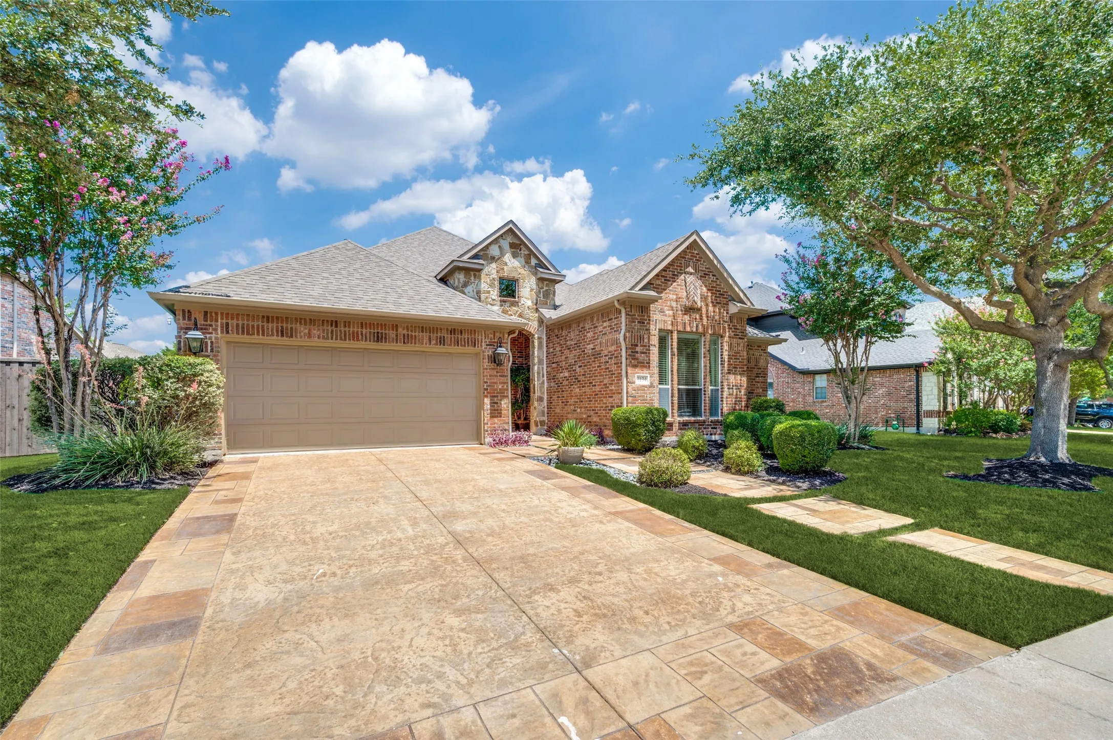 A rare opportunity to own a custom one-story home in one of Frisco's most desirable communities. Nestled in one of Frisco's most established neighborhoods, residents enjoy access to premier amenities including pools, parks, playgrounds, tennis courts, walking trails, and top-rated Frisco ISD schools, all with convenient access to shopping, dining, and major commuter routes.