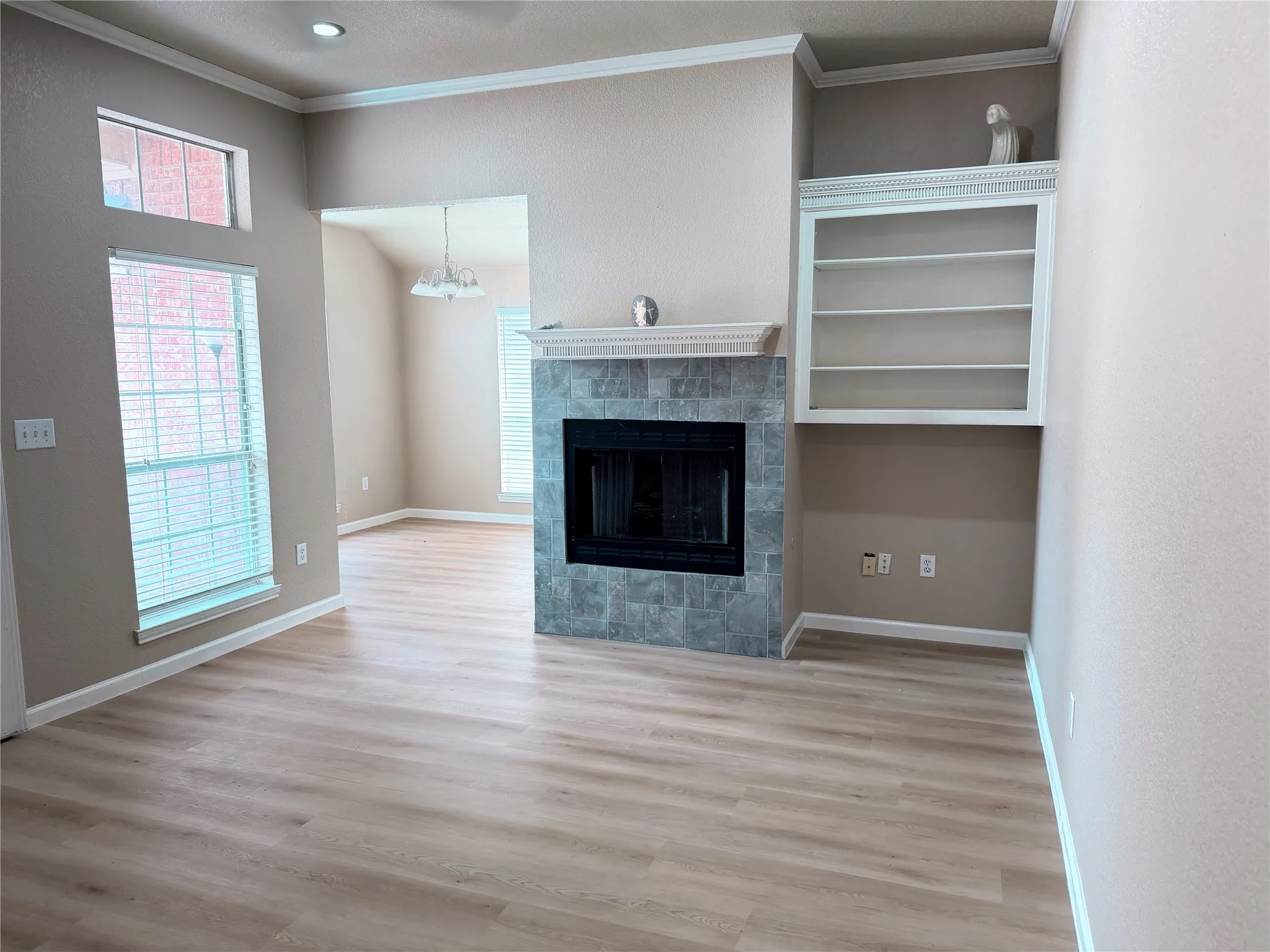 Duplex For Rent in Denton County , 453 Strata Drive, Denton, Texas 76201, 2 Bedrooms, 2 Bathrooms, Garage spaces, 1,244 Sqft, built in 1994, Price $1,550, mls#21345940, Real Estate Agent in Denton, Homes For Rent in Denton county, Homes For Rent in Denton, Realtor in Denton Texas, Real Estate Brokerage Independent Realty Texas, Luminita Cordes Realtor