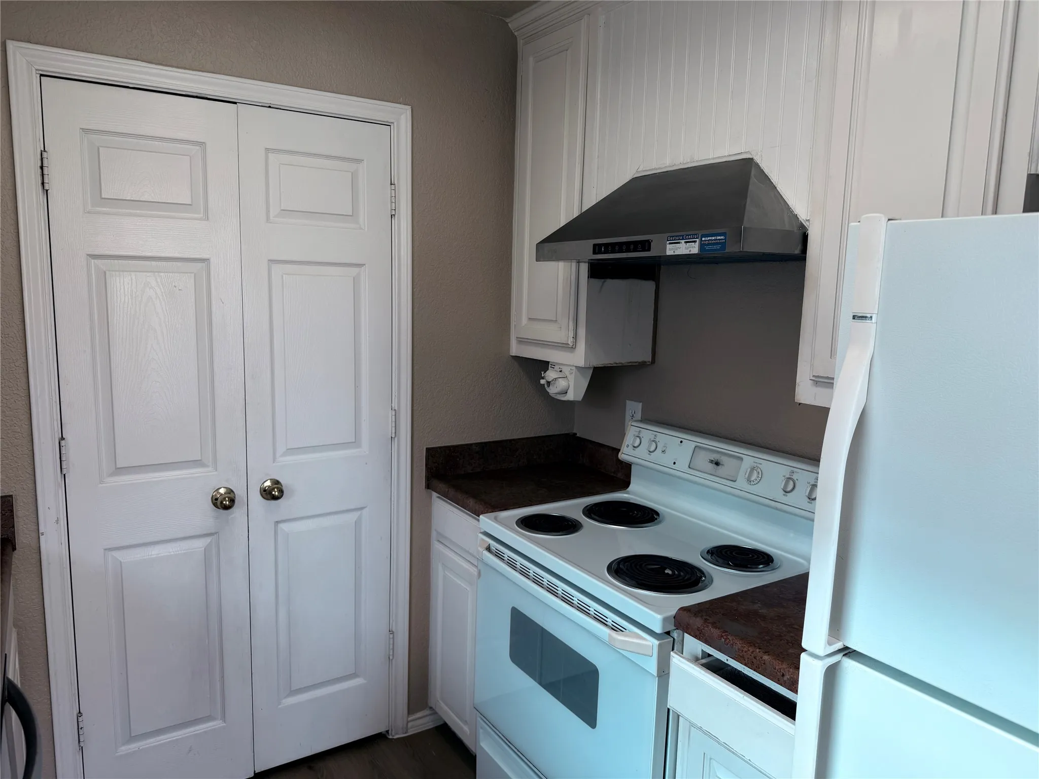 Duplex For Rent in Denton County , 453 Strata Drive, Denton, Texas 76201, 2 Bedrooms, 2 Bathrooms, Garage spaces, 1,244 Sqft, built in 1994, Price $1,550, mls#21345940, Real Estate Agent in Denton, Homes For Rent in Denton county, Homes For Rent in Denton, Realtor in Denton Texas, Real Estate Brokerage Independent Realty Texas, Luminita Cordes Realtor