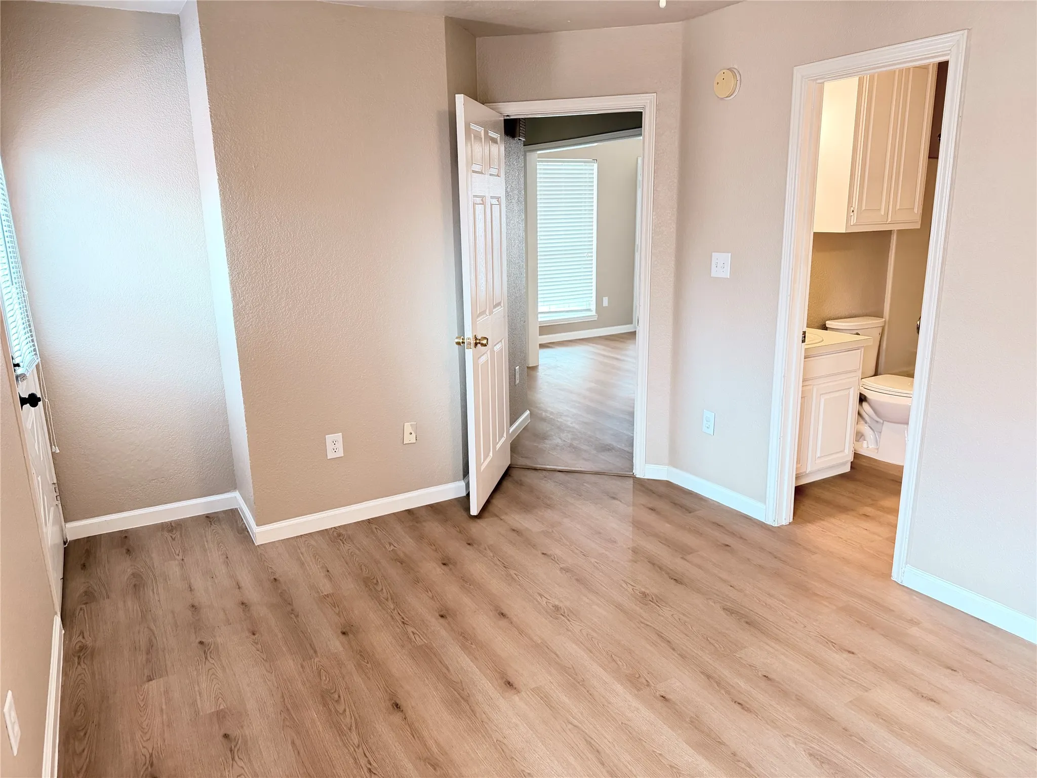 Duplex For Rent in Denton County , 453 Strata Drive, Denton, Texas 76201, 2 Bedrooms, 2 Bathrooms, Garage spaces, 1,244 Sqft, built in 1994, Price $1,550, mls#21345940, Real Estate Agent in Denton, Homes For Rent in Denton county, Homes For Rent in Denton, Realtor in Denton Texas, Real Estate Brokerage Independent Realty Texas, Luminita Cordes Realtor