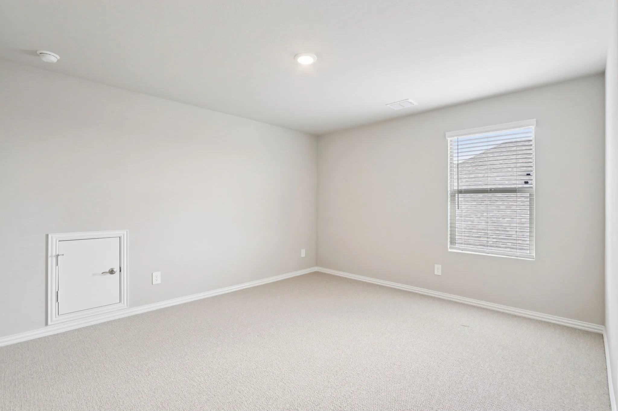Photo is not of the actual home, but is an inspirational photo of builder’s model home and may depict options, furnishings, and/or decorator features that are not included.