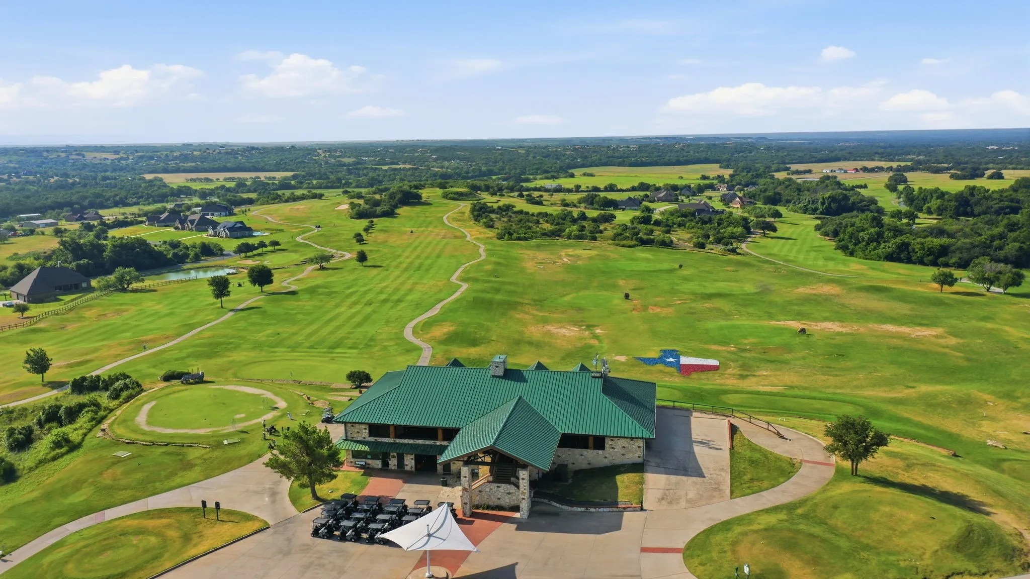 Single Family Residence For Sale in Parker County , 117 Signature Court, Weatherford, Texas 76087, 4 Bedroom, 5 Bathroom, 3 Garage spaces, 3,805 Sqft, built in 2017, mls#21345813, Real Estate Agent in Weatherford, Homes For Sale in Parker county, Homes For Sale in Weatherford, Realtor in Weatherford Texas, Real Estate Brokerage Independent Realty Texas, Luminita Cordes Realtor