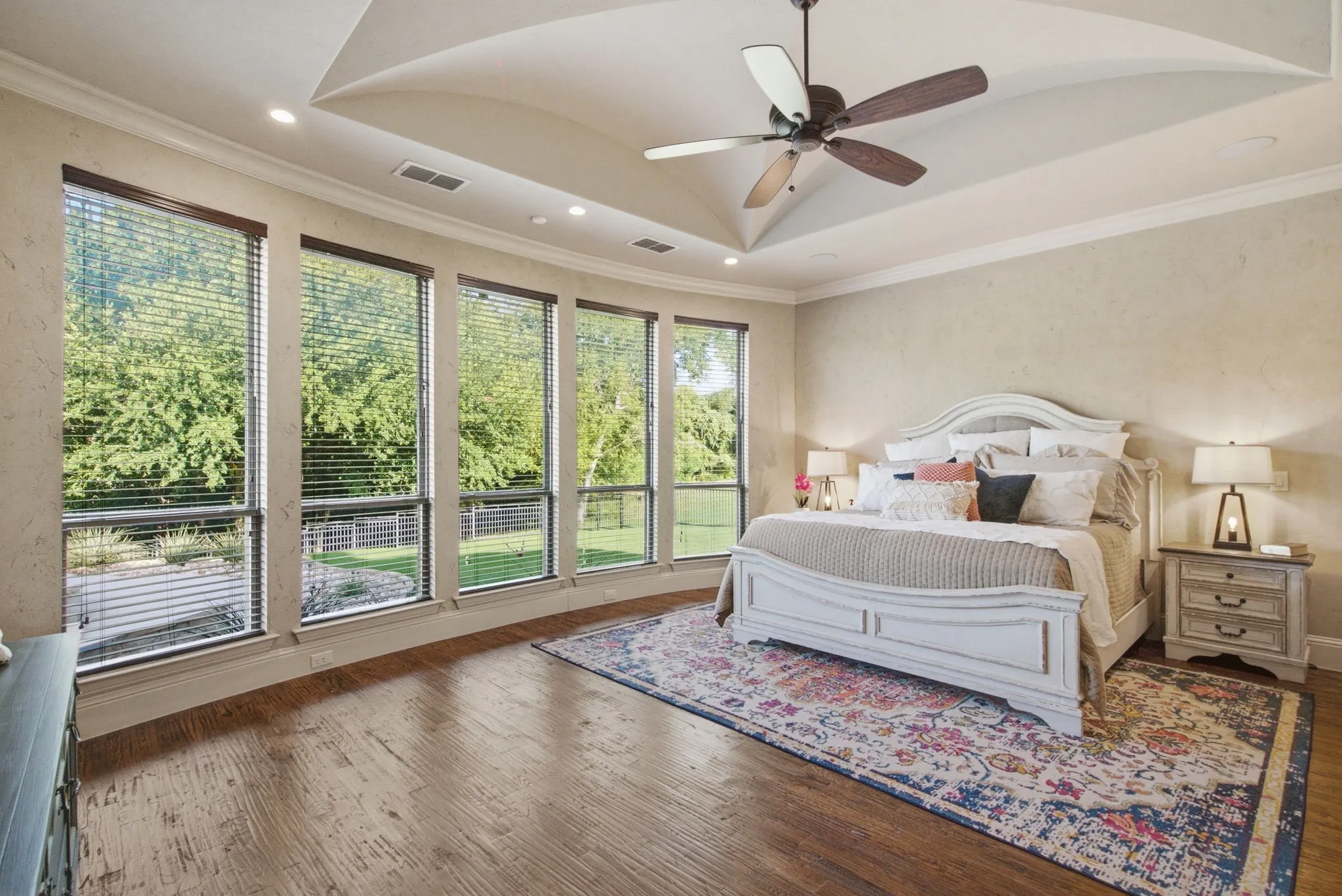 Single Family Residence For Sale in Parker County , 117 Signature Court, Weatherford, Texas 76087, 4 Bedroom, 5 Bathroom, 3 Garage spaces, 3,805 Sqft, built in 2017, mls#21345813, Real Estate Agent in Weatherford, Homes For Sale in Parker county, Homes For Sale in Weatherford, Realtor in Weatherford Texas, Real Estate Brokerage Independent Realty Texas, Luminita Cordes Realtor