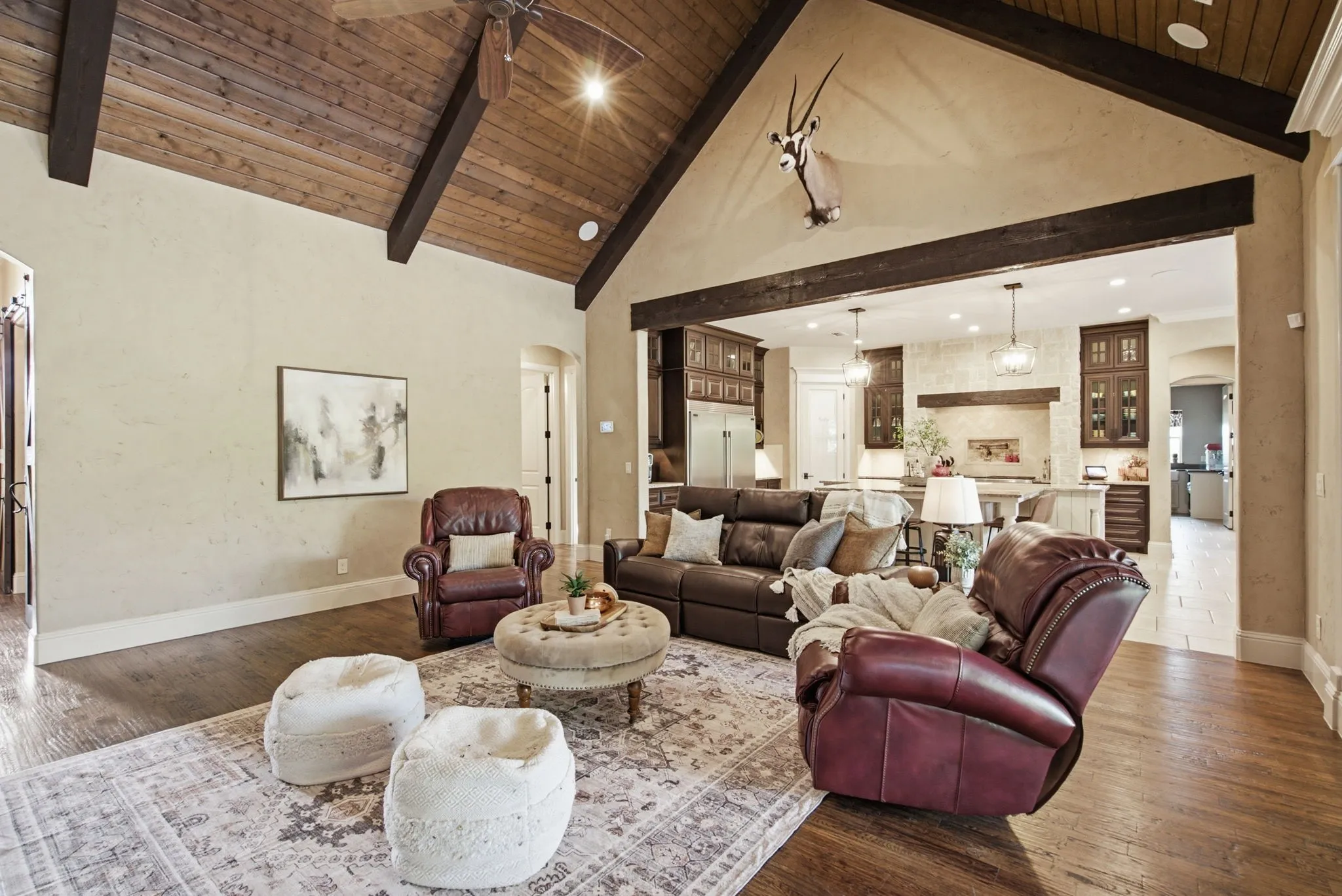 Single Family Residence For Sale in Parker County , 117 Signature Court, Weatherford, Texas 76087, 4 Bedroom, 5 Bathroom, 3 Garage spaces, 3,805 Sqft, built in 2017, mls#21345813, Real Estate Agent in Weatherford, Homes For Sale in Parker county, Homes For Sale in Weatherford, Realtor in Weatherford Texas, Real Estate Brokerage Independent Realty Texas, Luminita Cordes Realtor
