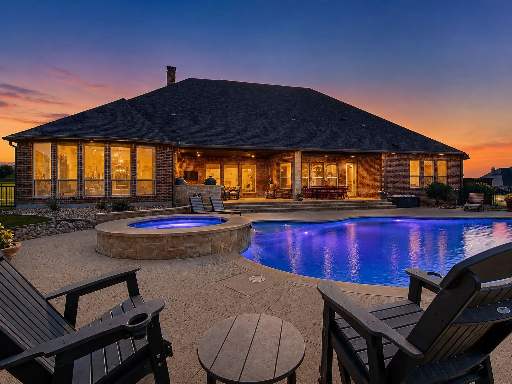 Single Family Residence For Sale in Parker County , 117 Signature Court, Weatherford, Texas 76087, 4 Bedroom, 5 Bathroom, 3 Garage spaces, 3,805 Sqft, built in 2017, mls#21345813, Real Estate Agent in Weatherford, Homes For Sale in Parker county, Homes For Sale in Weatherford, Realtor in Weatherford Texas, Real Estate Brokerage Independent Realty Texas, Luminita Cordes Realtor
