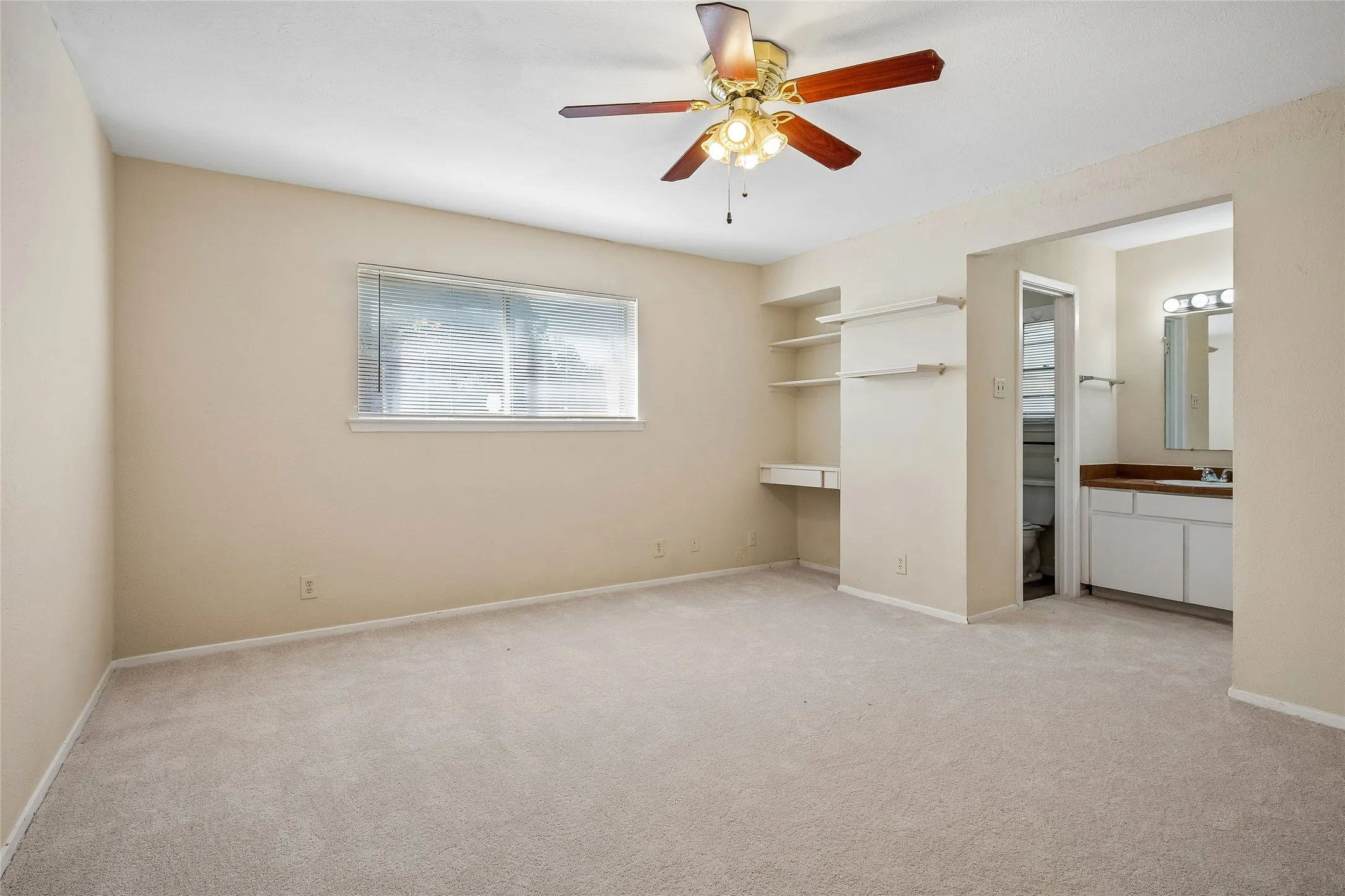 Single Family Residence For Rent in Dallas County , 1903 N Floyd Road, Richardson, Texas 75080, 4 Bedroom, 3 Bathroom, 2 Garage spaces, 1,867 Sqft, built in 1969, mls#21345900, Real Estate Agent in Richardson, Homes For Rent in Dallas county, Homes For Rent in Richardson, Realtor in Richardson Texas, Real Estate Brokerage Independent Realty Texas, Luminita Cordes Realtor