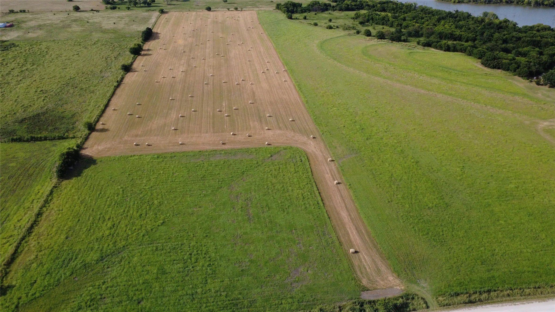 Unimproved Land For Sale in Cooke County , 000 County Road 231, Valley View, Texas 76272, 0, 0, Garage spaces, 0 Sqft, built in 0, Price $1,700,000, mls#21345956, Real Estate Agent in Valley View, Homes For Sale in Cooke county, Homes For Sale in Valley View, Realtor in Valley View Texas, Real Estate Brokerage Independent Realty Texas, Luminita Cordes Realtor