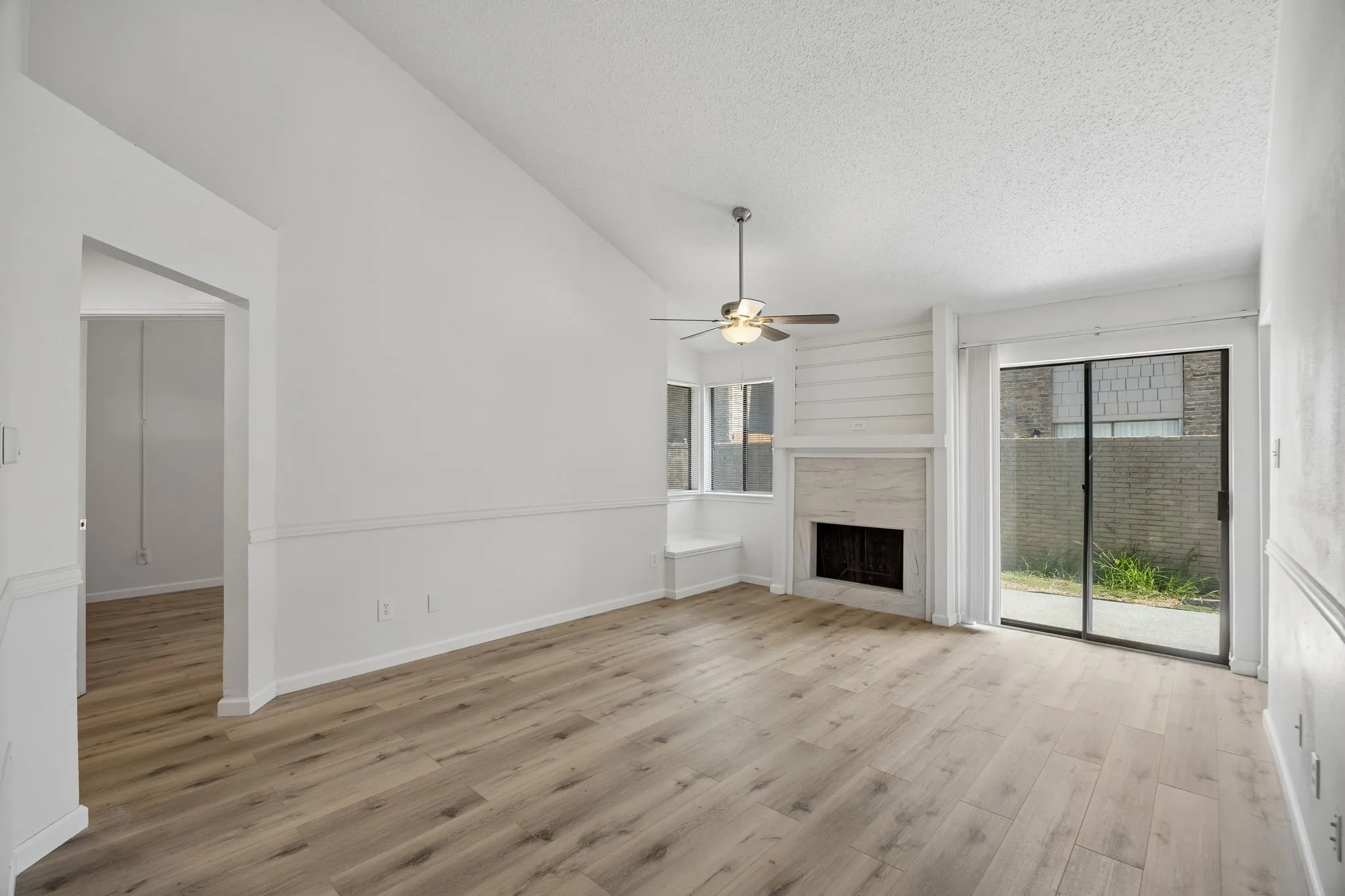 Condominium For Sale in Dallas County , 821 Dublin Drive 175, Richardson, Texas 75080, 2 Bedroom, 2 Bathroom, Garage spaces, 1,061 Sqft, built in 1981, mls#21342425, Real Estate Agent in Richardson, Homes For Sale in Dallas county, Homes For Sale in Richardson, Realtor in Richardson Texas, Real Estate Brokerage Independent Realty Texas, Luminita Cordes Realtor