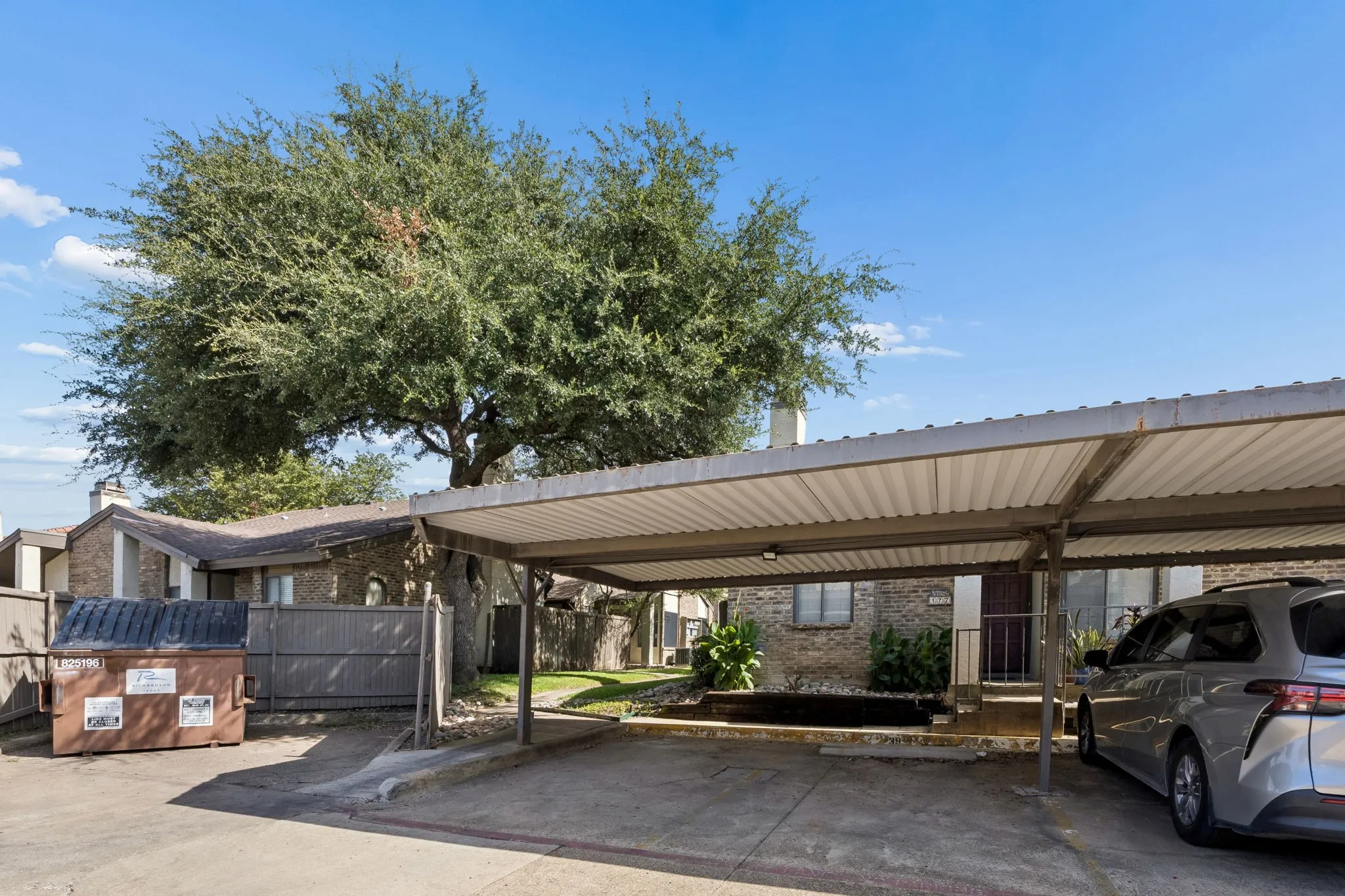 Condominium For Sale in Dallas County , 821 Dublin Drive 175, Richardson, Texas 75080, 2 Bedroom, 2 Bathroom, Garage spaces, 1,061 Sqft, built in 1981, mls#21342425, Real Estate Agent in Richardson, Homes For Sale in Dallas county, Homes For Sale in Richardson, Realtor in Richardson Texas, Real Estate Brokerage Independent Realty Texas, Luminita Cordes Realtor