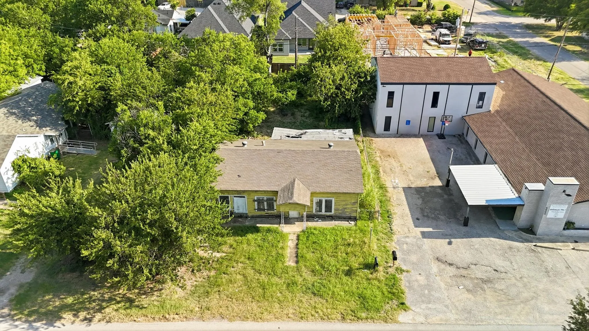 Improved Land For Sale in Tarrant County , 5520 Yeary Street, Sansom Park, Texas 76114, 0, 0, Garage spaces, 0 Sqft, built in 1948, Price $225,000, mls#21345873, Real Estate Agent in Sansom Park, Homes For Sale in Tarrant county, Homes For Sale in Sansom Park, Realtor in Sansom Park Texas, Real Estate Brokerage Independent Realty Texas, Luminita Cordes Realtor