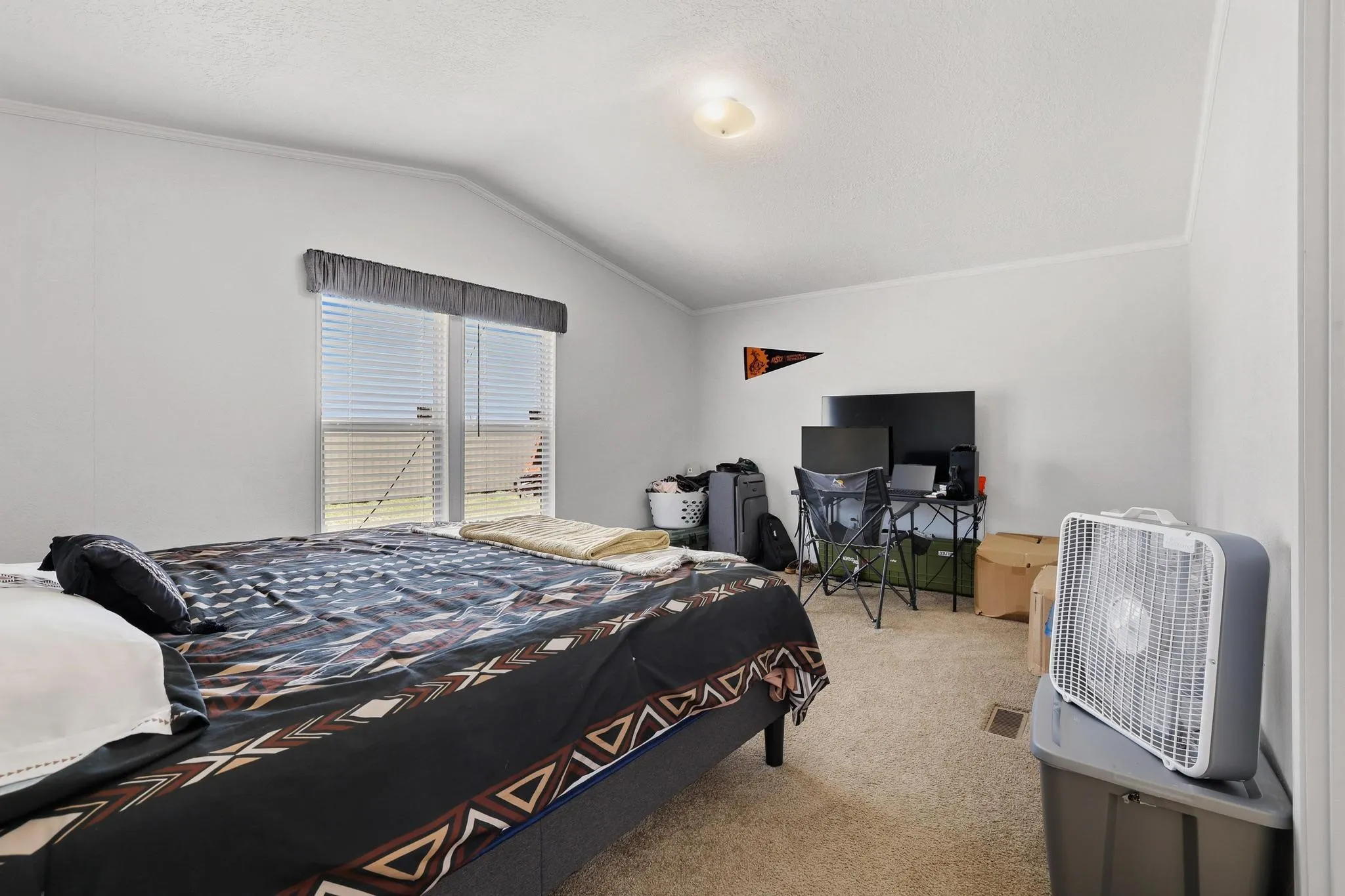 Farm For Sale in Red River (TX) County , 7091 FARM MARKET 412, Clarksville, Texas 75426, 2 Bedroom, 2 Bathroom, Garage spaces, 1,360 Sqft, built in 2023, mls#21345601, Real Estate Agent in Clarksville, Homes For Sale in Red River (TX) county, Homes For Sale in Clarksville, Realtor in Clarksville Texas, Real Estate Brokerage Independent Realty Texas, Luminita Cordes Realtor