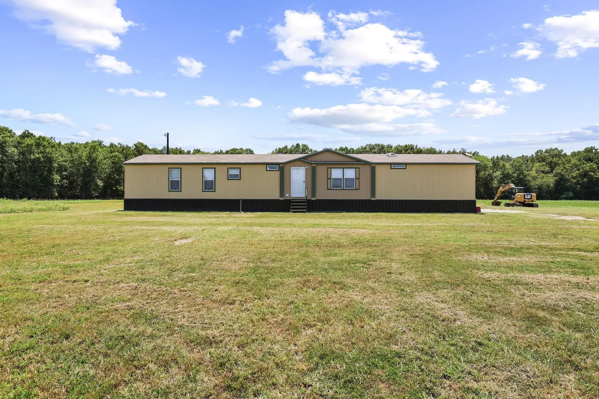 Farm For Sale in Red River (TX) County , 7091 FARM MARKET 412, Clarksville, Texas 75426, 2 Bedroom, 2 Bathroom, Garage spaces, 1,360 Sqft, built in 2023, mls#21345601, Real Estate Agent in Clarksville, Homes For Sale in Red River (TX) county, Homes For Sale in Clarksville, Realtor in Clarksville Texas, Real Estate Brokerage Independent Realty Texas, Luminita Cordes Realtor