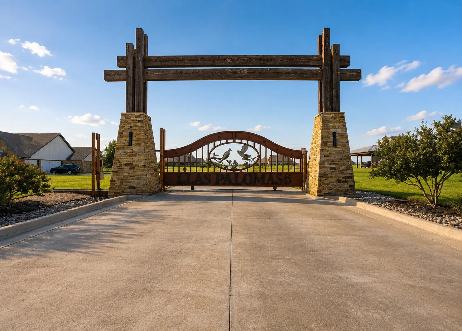 Gate for Los Paloma's neighborhood