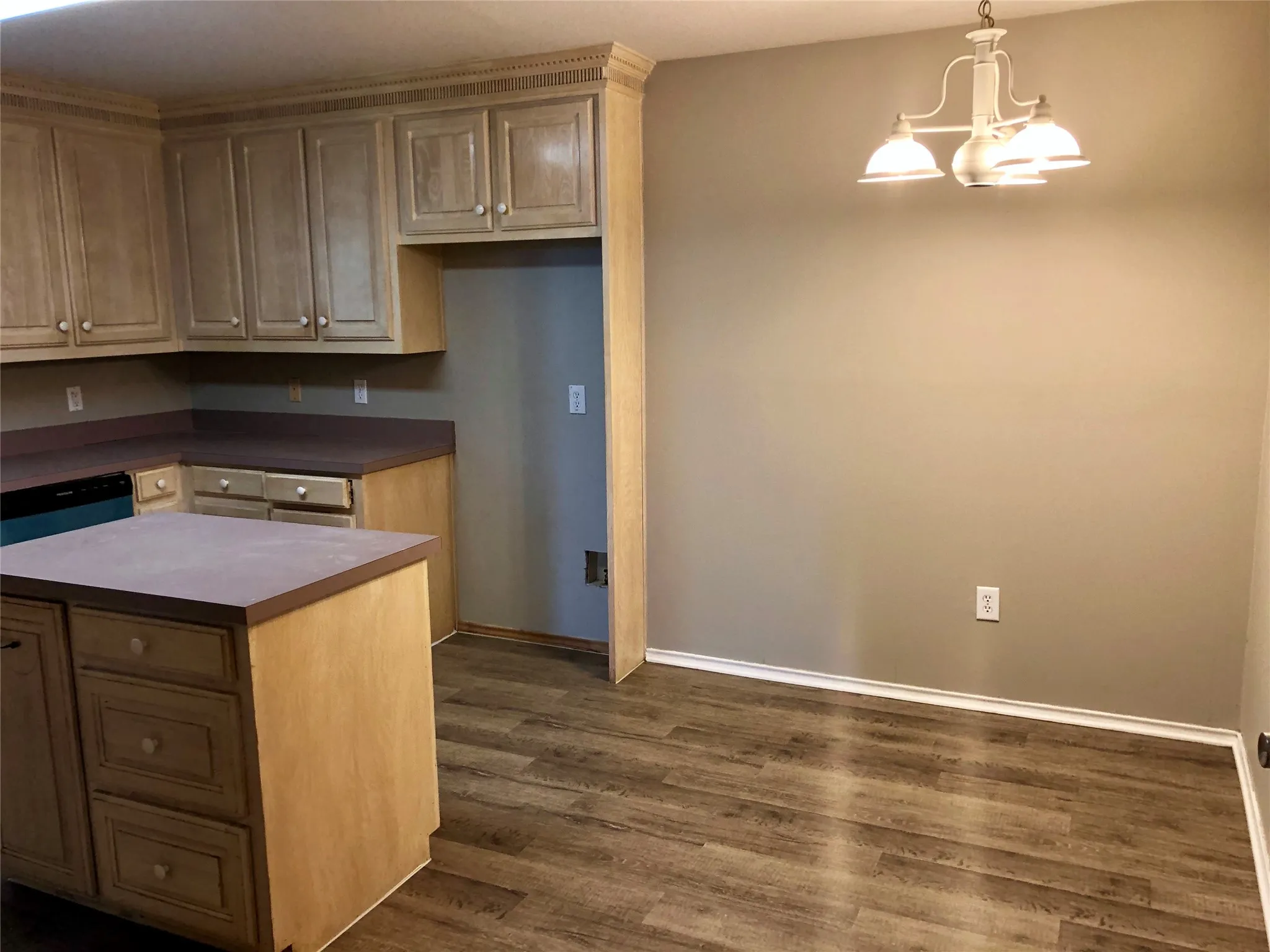 Duplex For Rent in Denton County , 455 Strata Drive, Denton, Texas 76201, 3 Bedroom, 2 Bathroom, Garage spaces, 1,539 Sqft, built in 1994, mls#21345994, Real Estate Agent in Denton, Homes For Rent in Denton county, Homes For Rent in Denton, Realtor in Denton Texas, Real Estate Brokerage Independent Realty Texas, Luminita Cordes Realtor