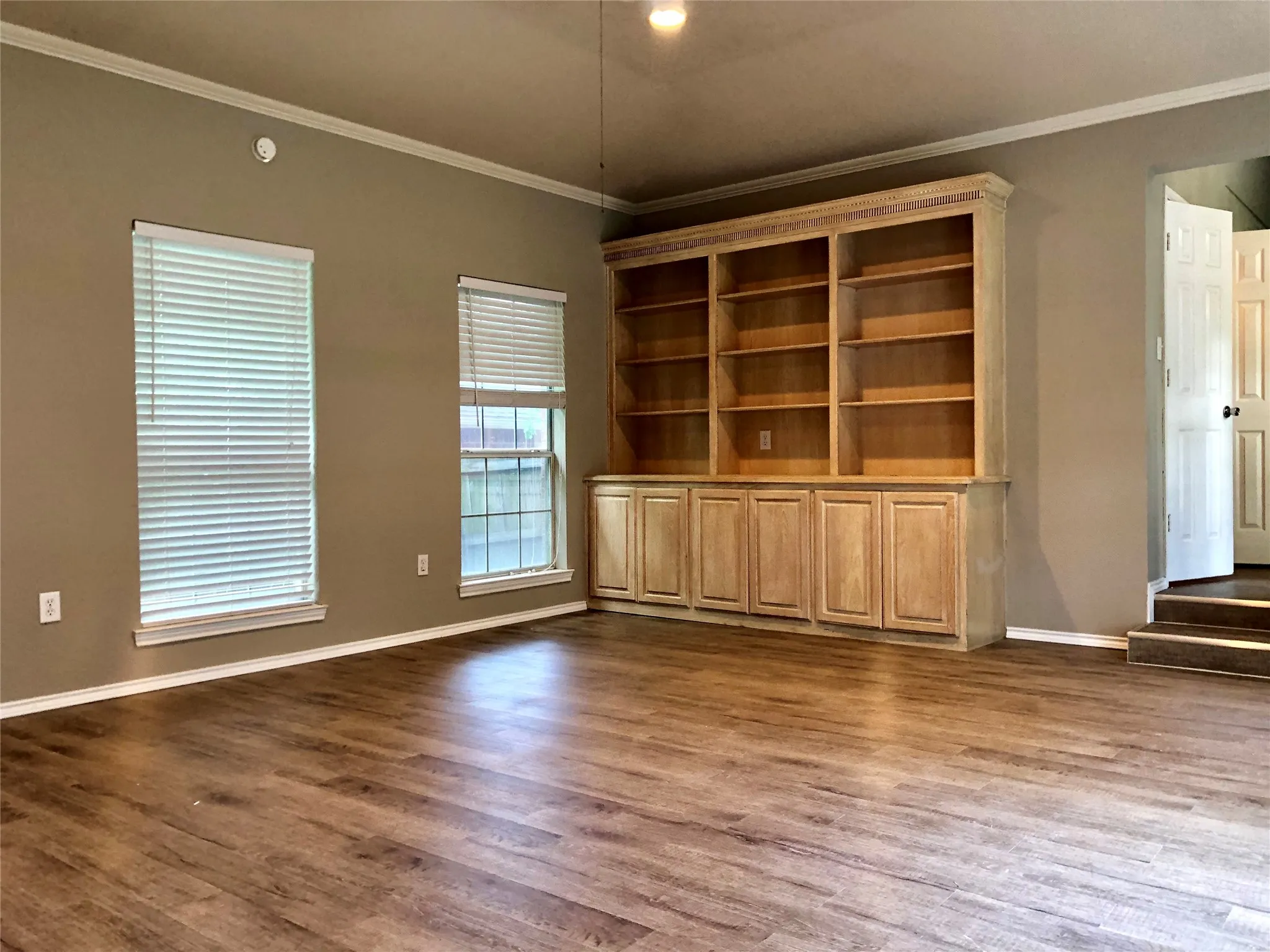 Duplex For Rent in Denton County , 455 Strata Drive, Denton, Texas 76201, 3 Bedroom, 2 Bathroom, Garage spaces, 1,539 Sqft, built in 1994, mls#21345994, Real Estate Agent in Denton, Homes For Rent in Denton county, Homes For Rent in Denton, Realtor in Denton Texas, Real Estate Brokerage Independent Realty Texas, Luminita Cordes Realtor