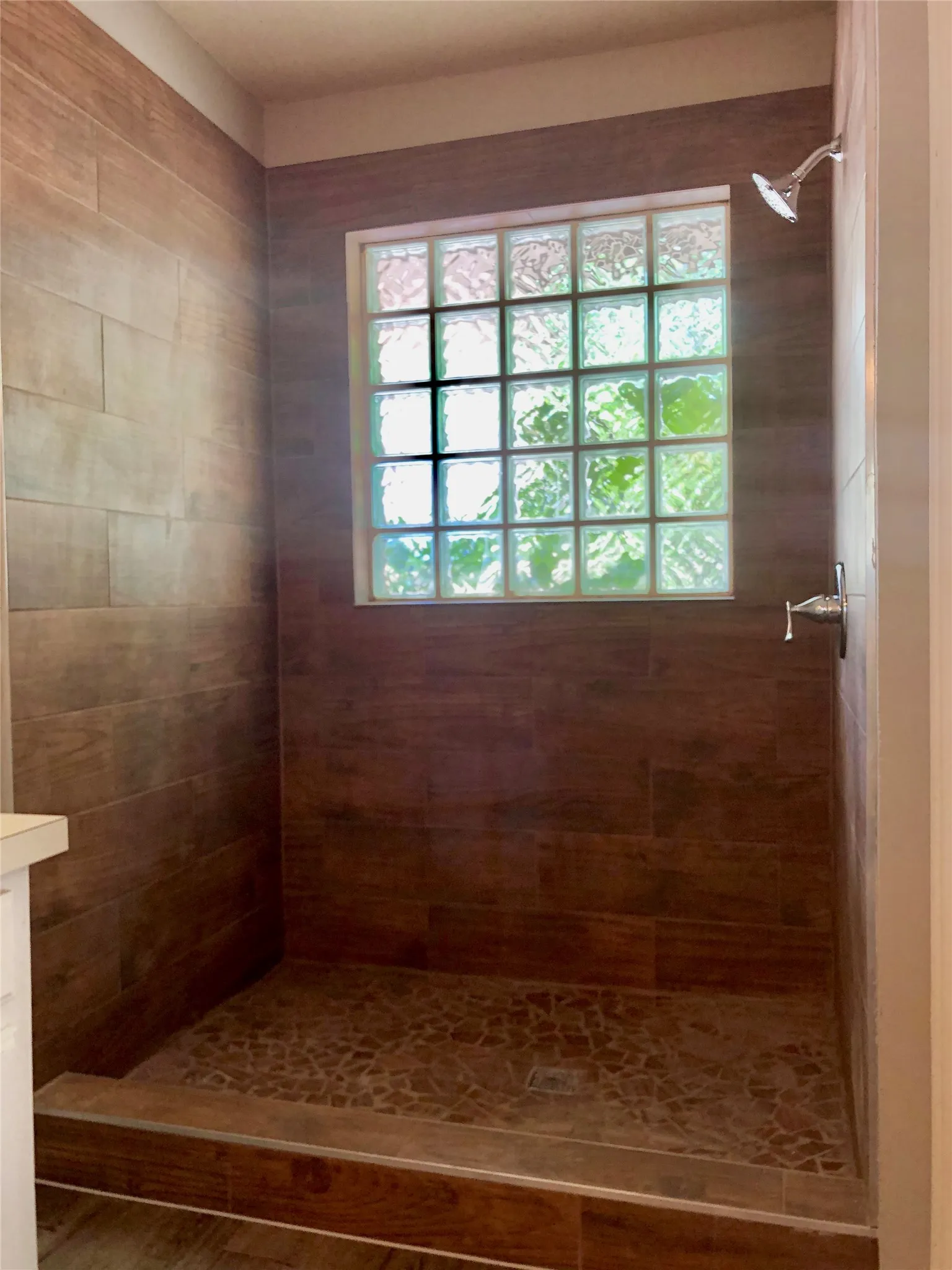 Duplex For Rent in Denton County , 455 Strata Drive, Denton, Texas 76201, 3 Bedroom, 2 Bathroom, Garage spaces, 1,539 Sqft, built in 1994, mls#21345994, Real Estate Agent in Denton, Homes For Rent in Denton county, Homes For Rent in Denton, Realtor in Denton Texas, Real Estate Brokerage Independent Realty Texas, Luminita Cordes Realtor