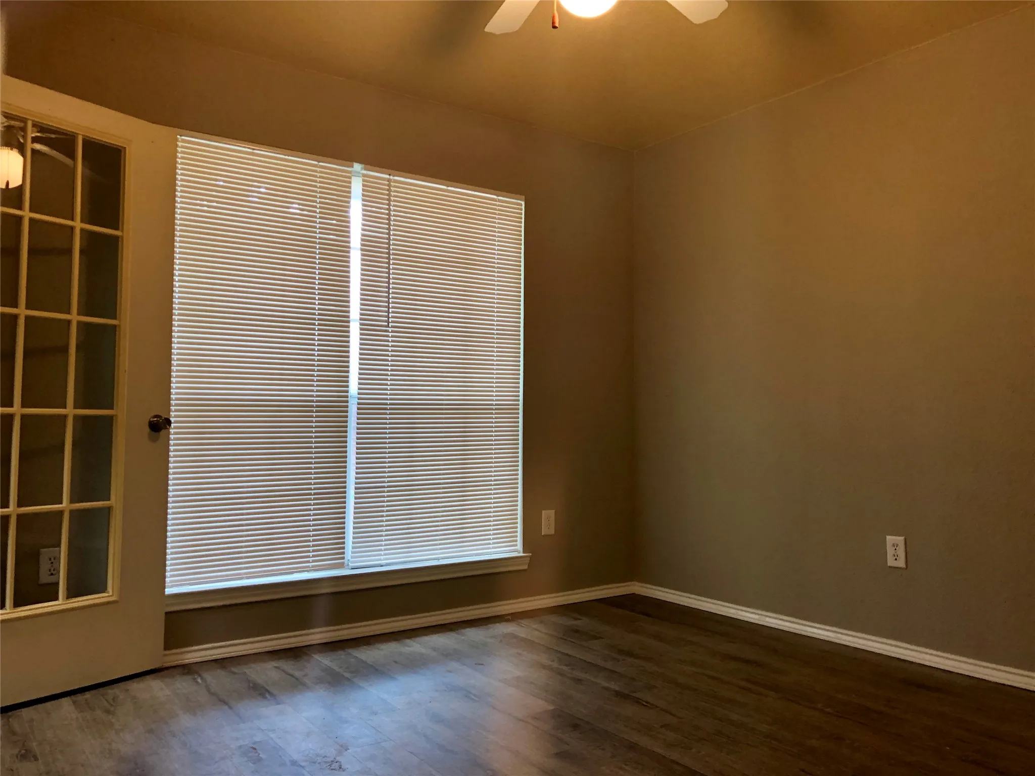 Duplex For Rent in Denton County , 455 Strata Drive, Denton, Texas 76201, 3 Bedroom, 2 Bathroom, Garage spaces, 1,539 Sqft, built in 1994, mls#21345994, Real Estate Agent in Denton, Homes For Rent in Denton county, Homes For Rent in Denton, Realtor in Denton Texas, Real Estate Brokerage Independent Realty Texas, Luminita Cordes Realtor