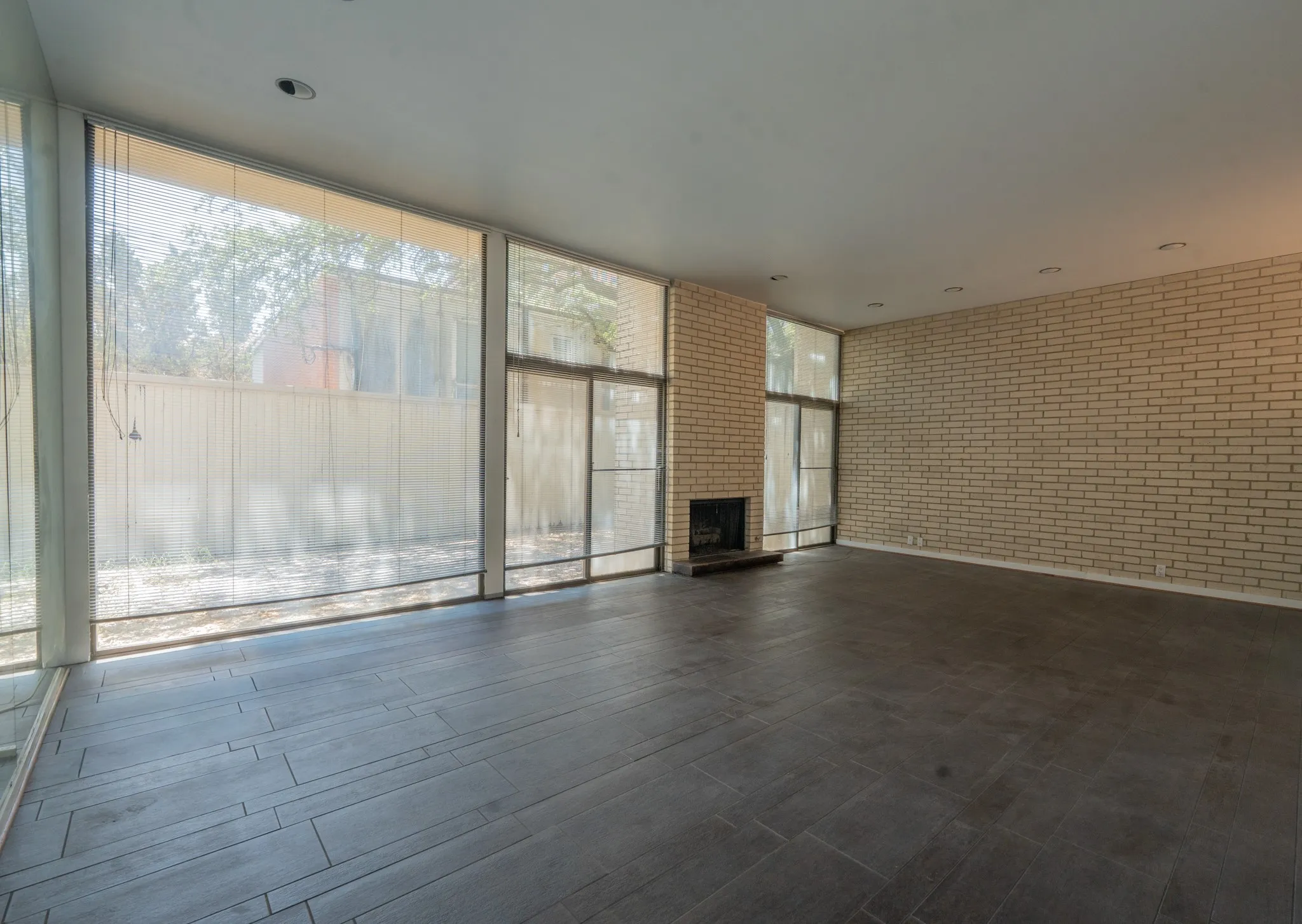 Very large living area with fireplace