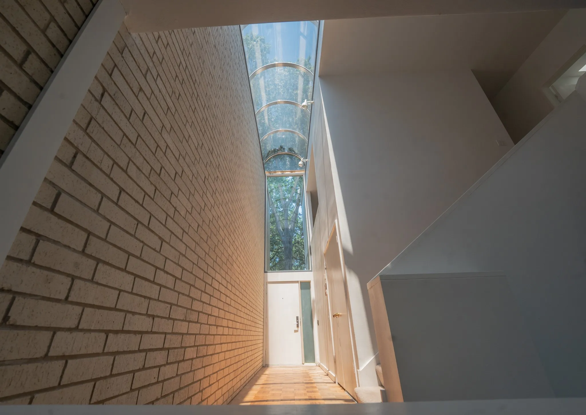 Unbelievable Natural light is just to come.