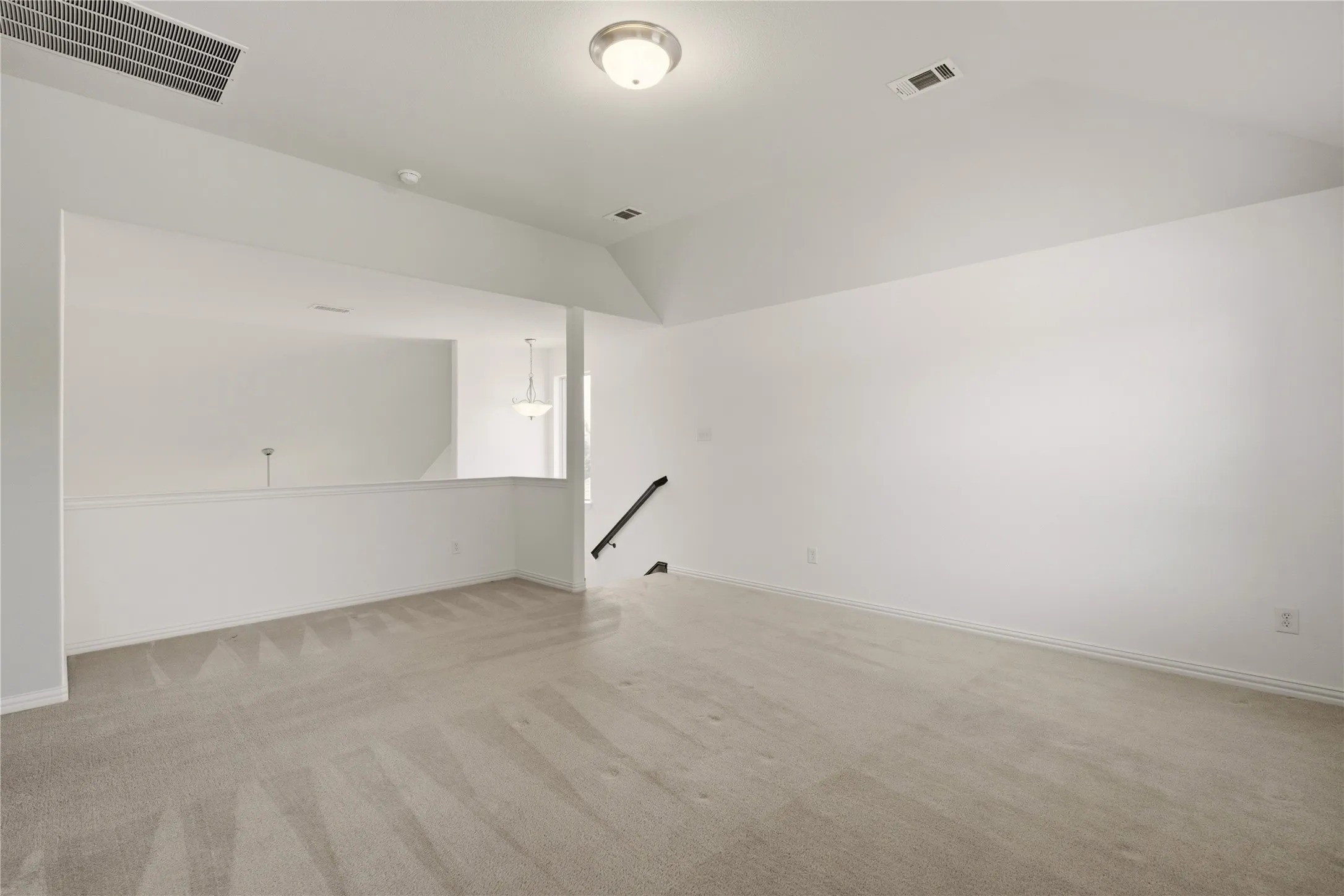 Single Family Residence For Sale in Collin County , 201 Oak Point Drive, Mc Kinney, Texas 75071, 4 Bedroom, 3 Bathroom, 2 Garage spaces, 3,075 Sqft, built in 2011, mls#21332261, Real Estate Agent in Mc Kinney, Homes For Sale in Collin county, Homes For Sale in Mc Kinney, Realtor in Mc Kinney Texas, Real Estate Brokerage Independent Realty Texas, Luminita Cordes Realtor