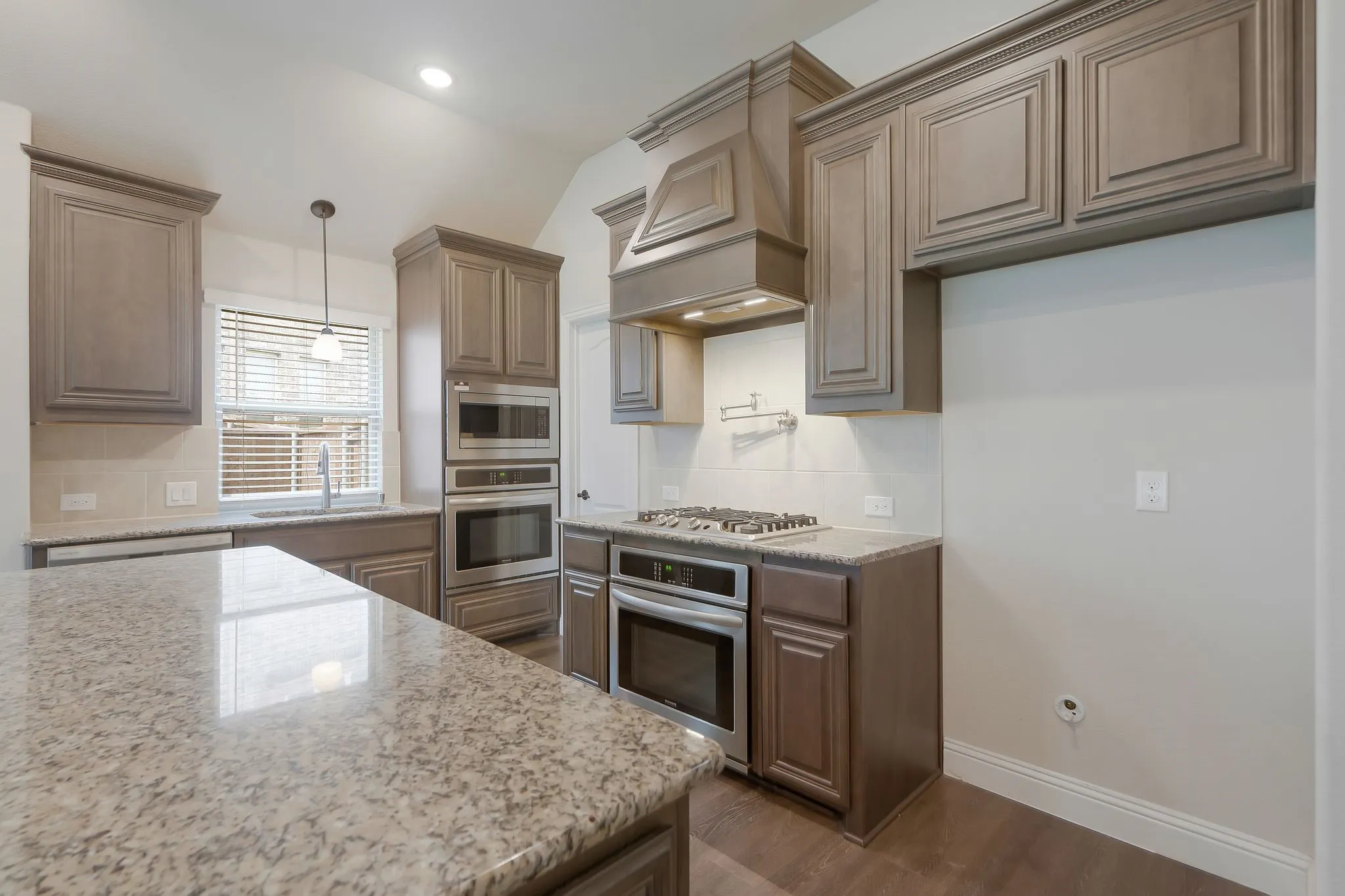 Single Family Residence For Rent in Denton County , 1217 Snowbird Drive, Little Elm, Texas 75068, 4 Bedroom, 3 Bathroom, 2 Garage spaces, 2,762 Sqft, built in 2019, mls#21340505, Real Estate Agent in Little Elm, Homes For Rent in Denton county, Homes For Rent in Little Elm, Realtor in Little Elm Texas, Real Estate Brokerage Independent Realty Texas, Luminita Cordes Realtor