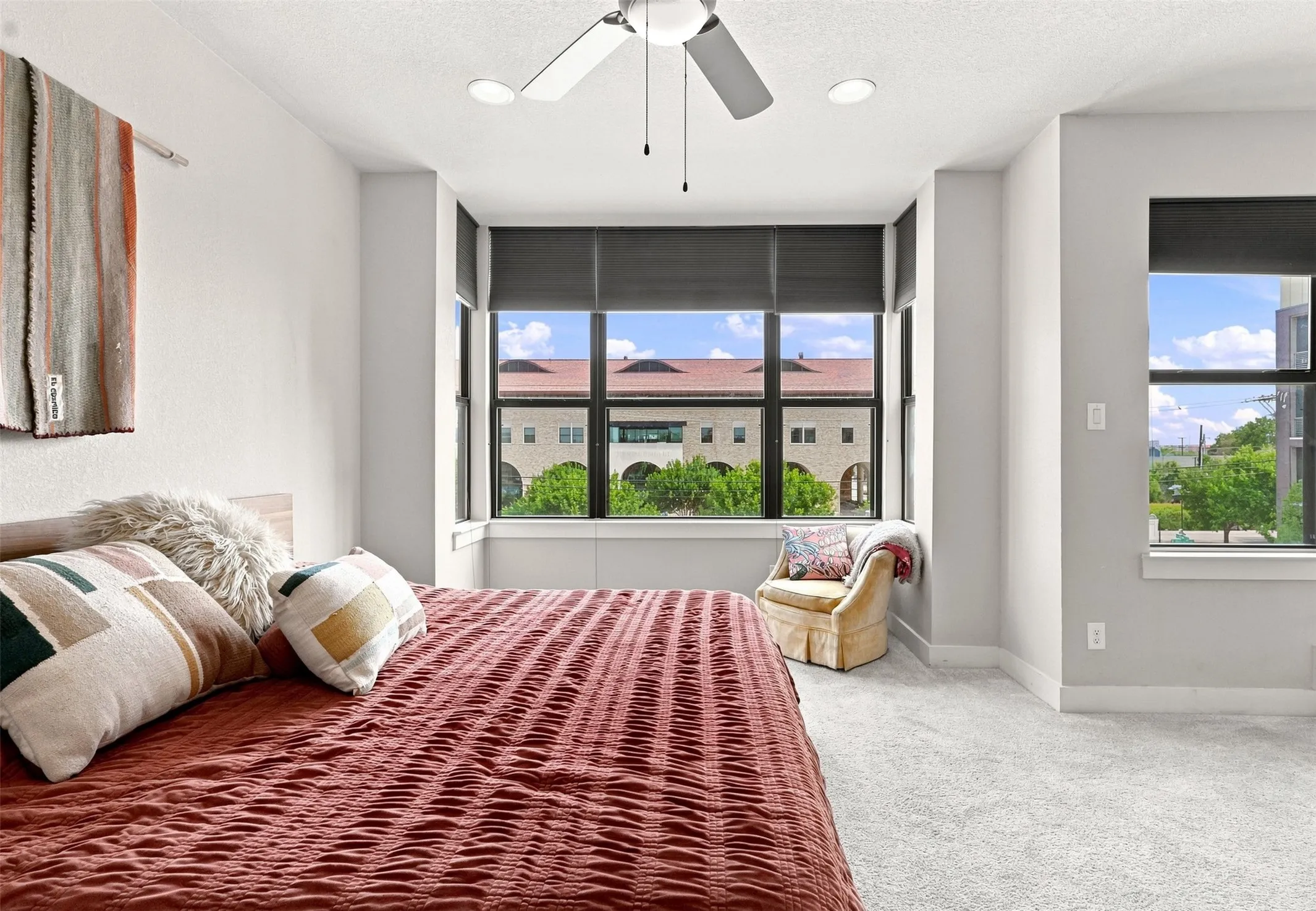 Townhouse For Sale in Tarrant County , 1114 S Adams Street, Fort Worth, Texas 76104, 3 Bedroom, 4 Bathroom, 2 Garage spaces, 2,052 Sqft, built in 2013, mls#21345848, Real Estate Agent in Fort Worth, Homes For Sale in Tarrant county, Homes For Sale in Fort Worth, Realtor in Fort Worth Texas, Real Estate Brokerage Independent Realty Texas, Luminita Cordes Realtor