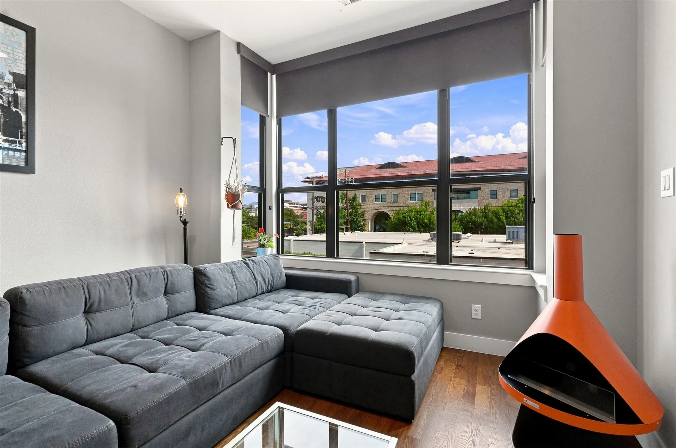 Townhouse For Sale in Tarrant County , 1114 S Adams Street, Fort Worth, Texas 76104, 3 Bedroom, 4 Bathroom, 2 Garage spaces, 2,052 Sqft, built in 2013, mls#21345848, Real Estate Agent in Fort Worth, Homes For Sale in Tarrant county, Homes For Sale in Fort Worth, Realtor in Fort Worth Texas, Real Estate Brokerage Independent Realty Texas, Luminita Cordes Realtor