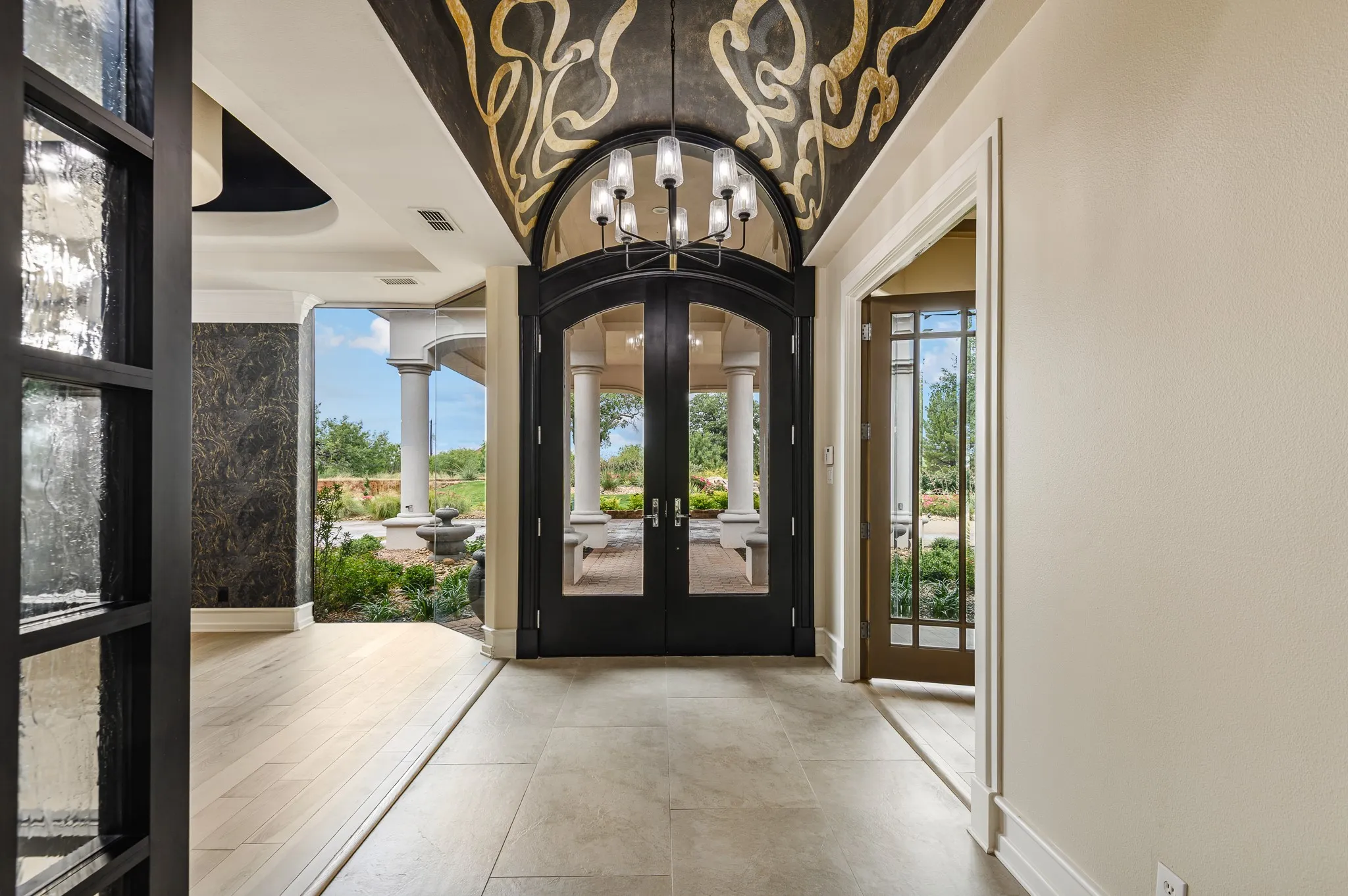 Single Family Residence For Sale in Taylor County , 820 S US Highway 83, Abilene, Texas 79602, 5 Bedroom, 6 Bathroom, 3 Garage spaces, 7,534 Sqft, built in 2000, Price $3,900,000, mls#21334477, Real Estate Agent in Abilene, Homes For Sale in Taylor county, Homes For Sale in Abilene, Realtor in Abilene Texas, Real Estate Brokerage Independent Realty Texas, Luminita Cordes Realtor