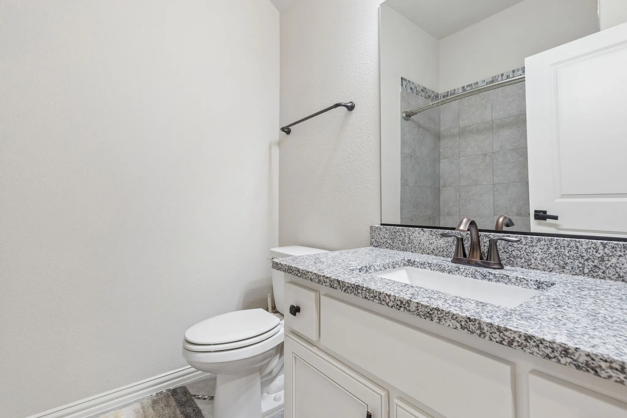 Single Family Residence For Sale in Tarrant County , 400 Winding Ridge Trail, Southlake, Texas 76092, 5 Bedroom, 7 Bathroom, 3 Garage spaces, 4,828 Sqft, built in 2016, mls#21346016, Real Estate Agent in Southlake, Homes For Sale in Tarrant county, Homes For Sale in Southlake, Realtor in Southlake Texas, Real Estate Brokerage Independent Realty Texas, Luminita Cordes Realtor