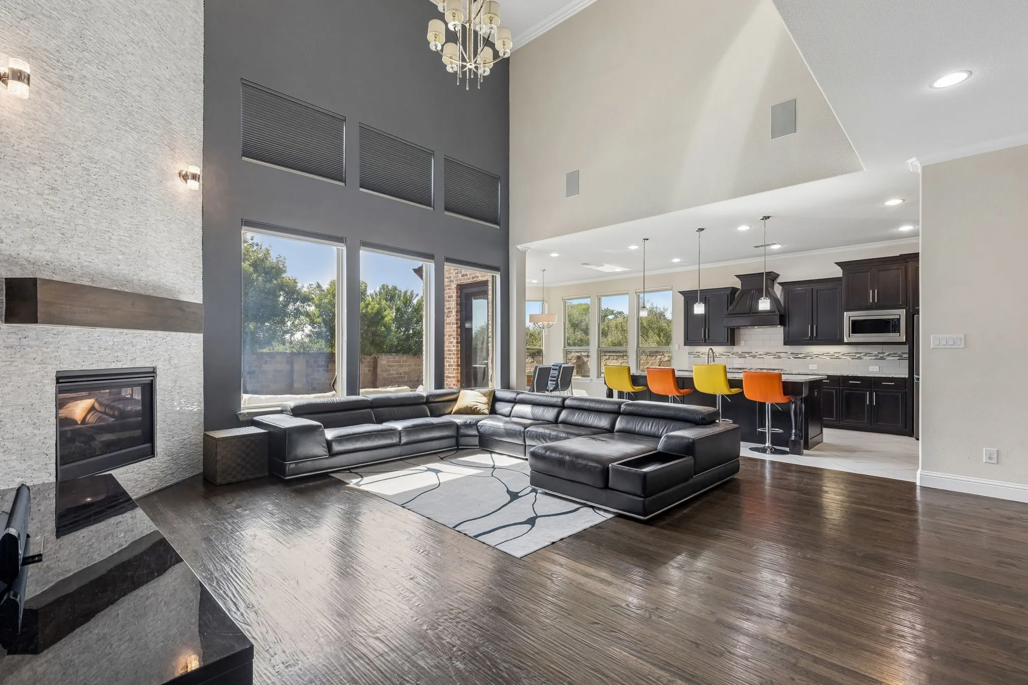 Single Family Residence For Sale in Tarrant County , 400 Winding Ridge Trail, Southlake, Texas 76092, 5 Bedroom, 7 Bathroom, 3 Garage spaces, 4,828 Sqft, built in 2016, mls#21346016, Real Estate Agent in Southlake, Homes For Sale in Tarrant county, Homes For Sale in Southlake, Realtor in Southlake Texas, Real Estate Brokerage Independent Realty Texas, Luminita Cordes Realtor