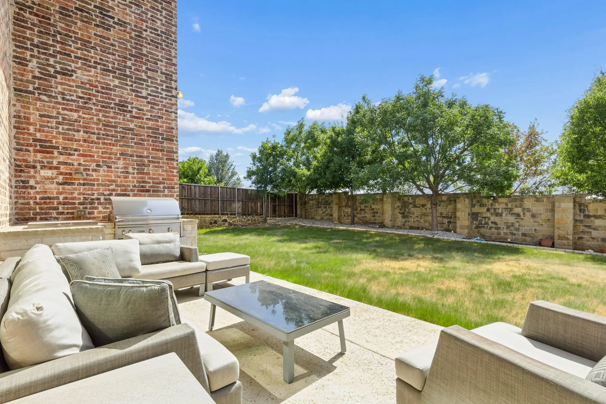 Single Family Residence For Sale in Tarrant County , 400 Winding Ridge Trail, Southlake, Texas 76092, 5 Bedroom, 7 Bathroom, 3 Garage spaces, 4,828 Sqft, built in 2016, mls#21346016, Real Estate Agent in Southlake, Homes For Sale in Tarrant county, Homes For Sale in Southlake, Realtor in Southlake Texas, Real Estate Brokerage Independent Realty Texas, Luminita Cordes Realtor
