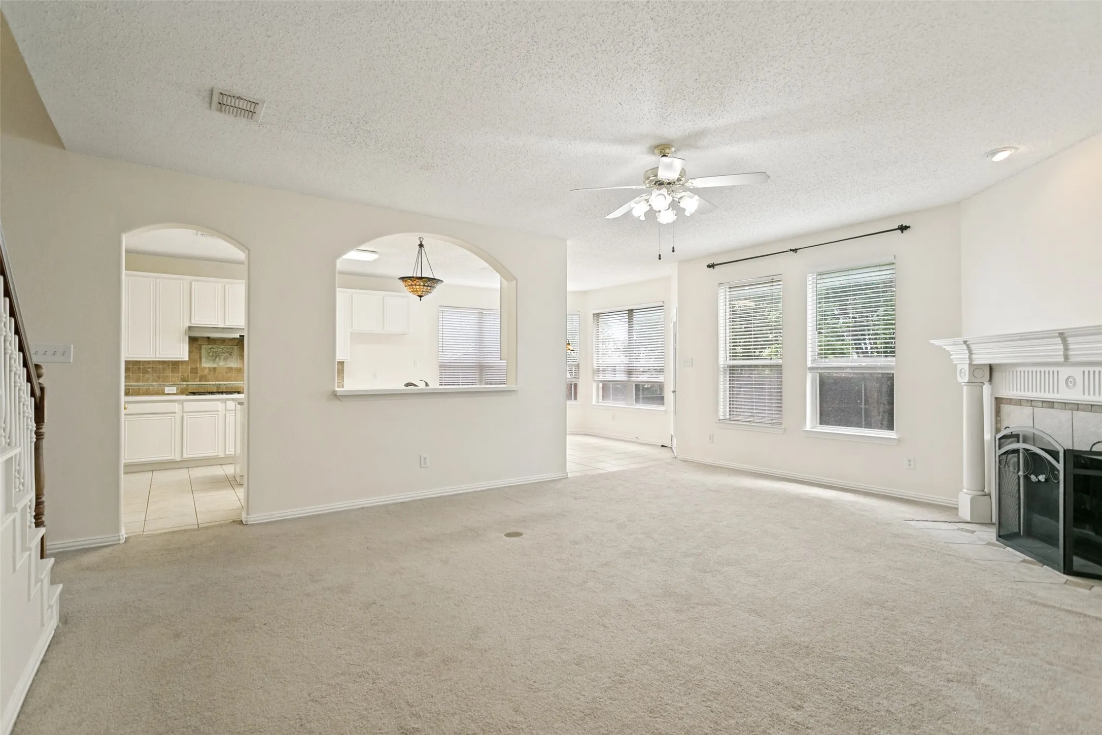 Single Family Residence For Sale in Collin County , 8300 Bent Tree Springs Drive, Plano, Texas 75025, 4 Bedroom, 3 Bathroom, 3 Garage spaces, 3,030 Sqft, built in 1999, mls#21346030, Real Estate Agent in Plano, Homes For Sale in Collin county, Homes For Sale in Plano, Realtor in Plano Texas, Real Estate Brokerage Independent Realty Texas, Luminita Cordes Realtor