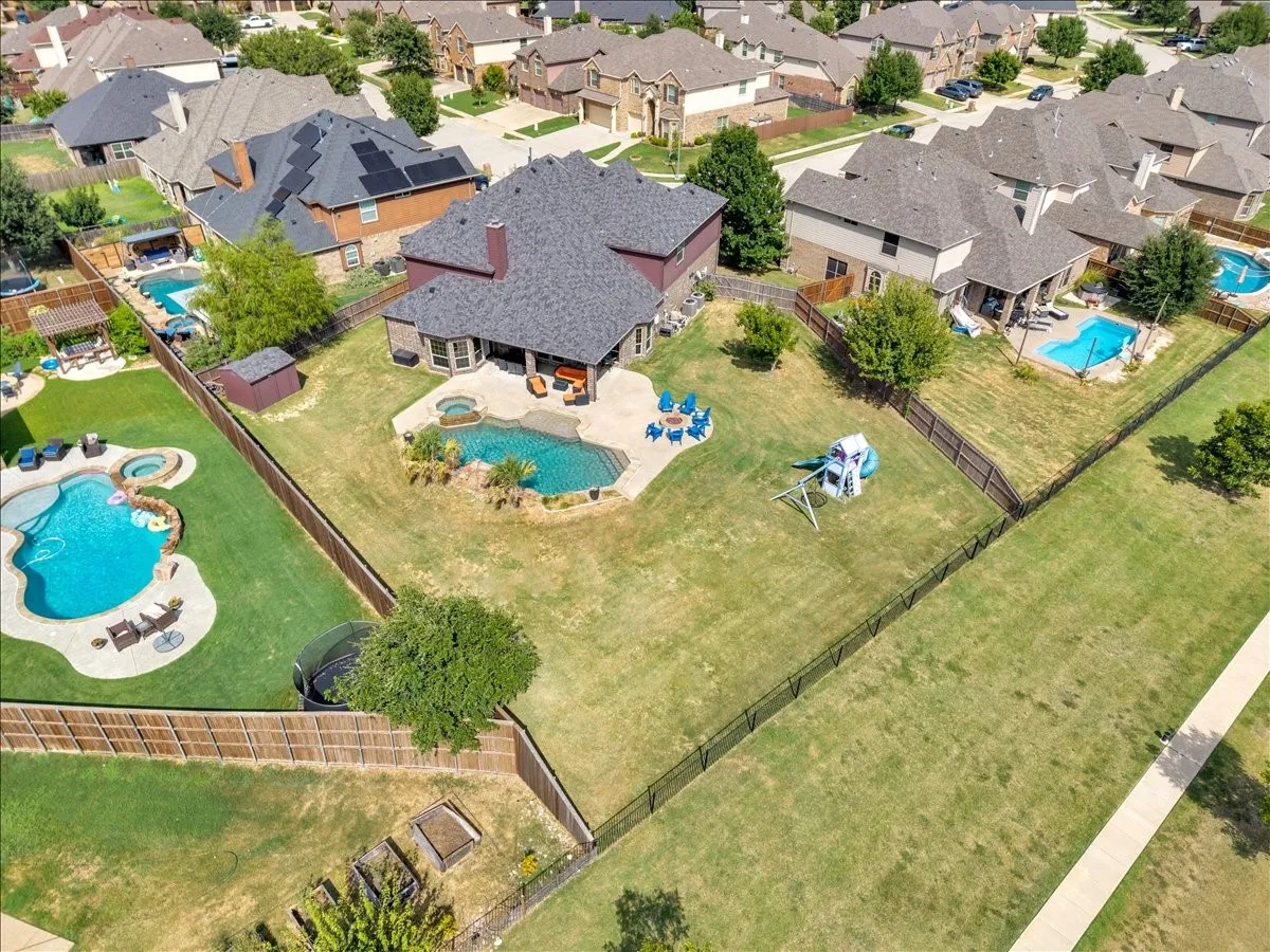 Single Family Residence For Sale in Tarrant County , 2824 Stackhouse Street, Fort Worth, Texas 76244, 5 Bedroom, 4 Bathroom, 3 Garage spaces, 4,286 Sqft, built in 2012, mls#21340775, Real Estate Agent in Fort Worth, Homes For Sale in Tarrant county, Homes For Sale in Fort Worth, Realtor in Fort Worth Texas, Real Estate Brokerage Independent Realty Texas, Luminita Cordes Realtor