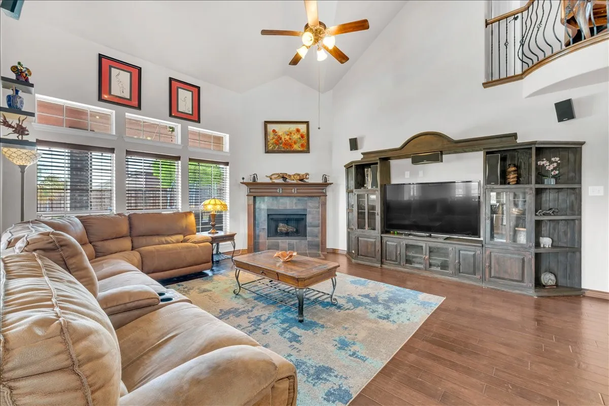 Single Family Residence For Sale in Tarrant County , 2824 Stackhouse Street, Fort Worth, Texas 76244, 5 Bedroom, 4 Bathroom, 3 Garage spaces, 4,286 Sqft, built in 2012, mls#21340775, Real Estate Agent in Fort Worth, Homes For Sale in Tarrant county, Homes For Sale in Fort Worth, Realtor in Fort Worth Texas, Real Estate Brokerage Independent Realty Texas, Luminita Cordes Realtor