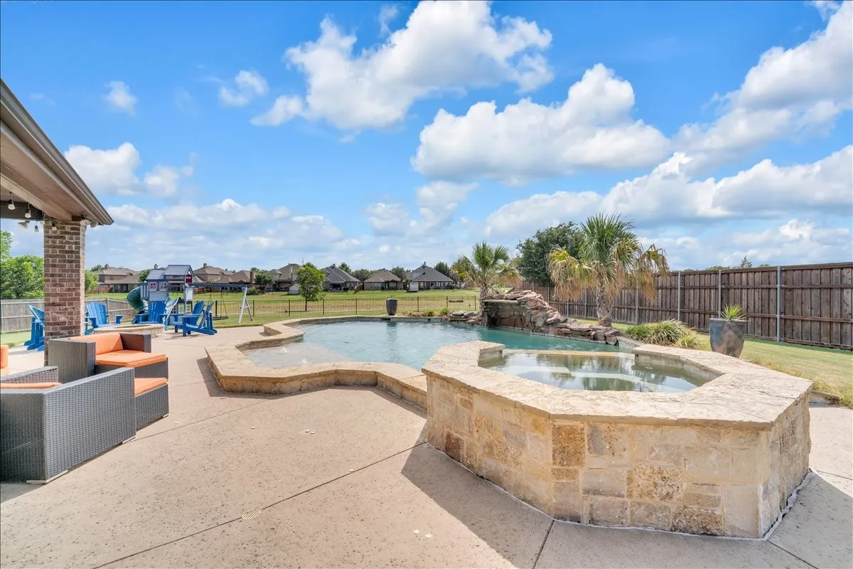 Single Family Residence For Sale in Tarrant County , 2824 Stackhouse Street, Fort Worth, Texas 76244, 5 Bedroom, 4 Bathroom, 3 Garage spaces, 4,286 Sqft, built in 2012, mls#21340775, Real Estate Agent in Fort Worth, Homes For Sale in Tarrant county, Homes For Sale in Fort Worth, Realtor in Fort Worth Texas, Real Estate Brokerage Independent Realty Texas, Luminita Cordes Realtor