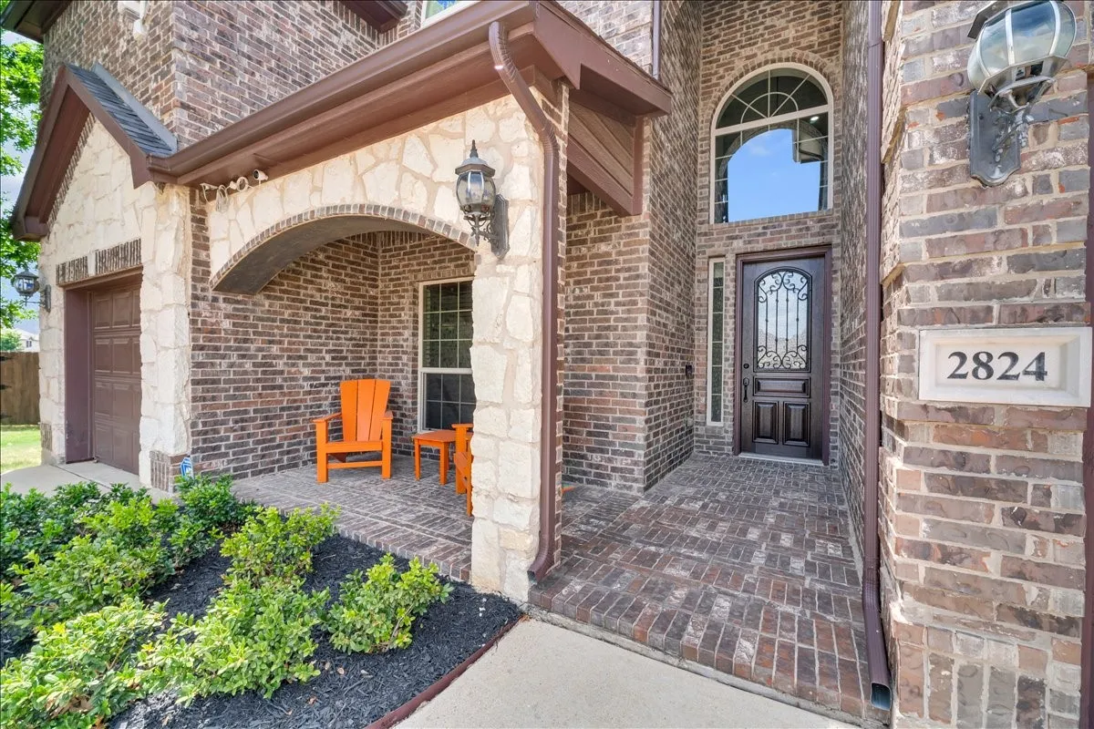 Single Family Residence For Sale in Tarrant County , 2824 Stackhouse Street, Fort Worth, Texas 76244, 5 Bedroom, 4 Bathroom, 3 Garage spaces, 4,286 Sqft, built in 2012, mls#21340775, Real Estate Agent in Fort Worth, Homes For Sale in Tarrant county, Homes For Sale in Fort Worth, Realtor in Fort Worth Texas, Real Estate Brokerage Independent Realty Texas, Luminita Cordes Realtor