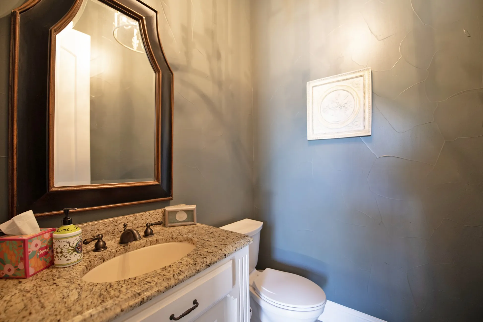 Single Family Residence For Sale in Rockwall County , 2 Westchester Court, Heath, Texas 75032, 4 Bedroom, 4 Bathroom, 3 Garage spaces, 3,900 Sqft, built in 2004, mls#21346031, Real Estate Agent in Heath, Homes For Sale in Rockwall county, Homes For Sale in Heath, Realtor in Heath Texas, Real Estate Brokerage Independent Realty Texas, Luminita Cordes Realtor