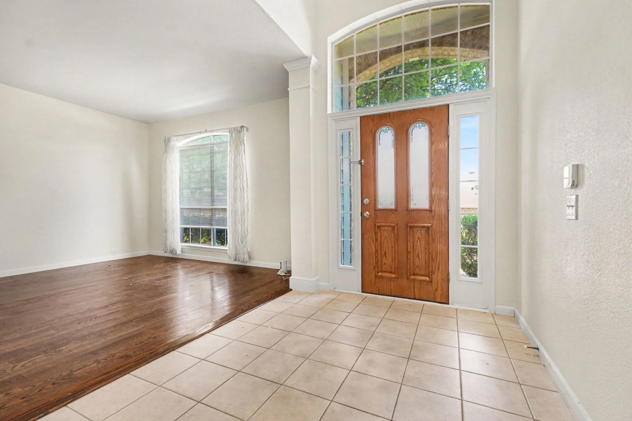 Single Family Residence For Sale in Rockwall County , 477 Monterey Drive, Rockwall, Texas 75087, 5 Bedroom, 4 Bathroom, 3 Garage spaces, 3,594 Sqft, built in 2002, mls#21346004, Real Estate Agent in Rockwall, Homes For Sale in Rockwall county, Homes For Sale in Rockwall, Realtor in Rockwall Texas, Real Estate Brokerage Independent Realty Texas, Luminita Cordes Realtor