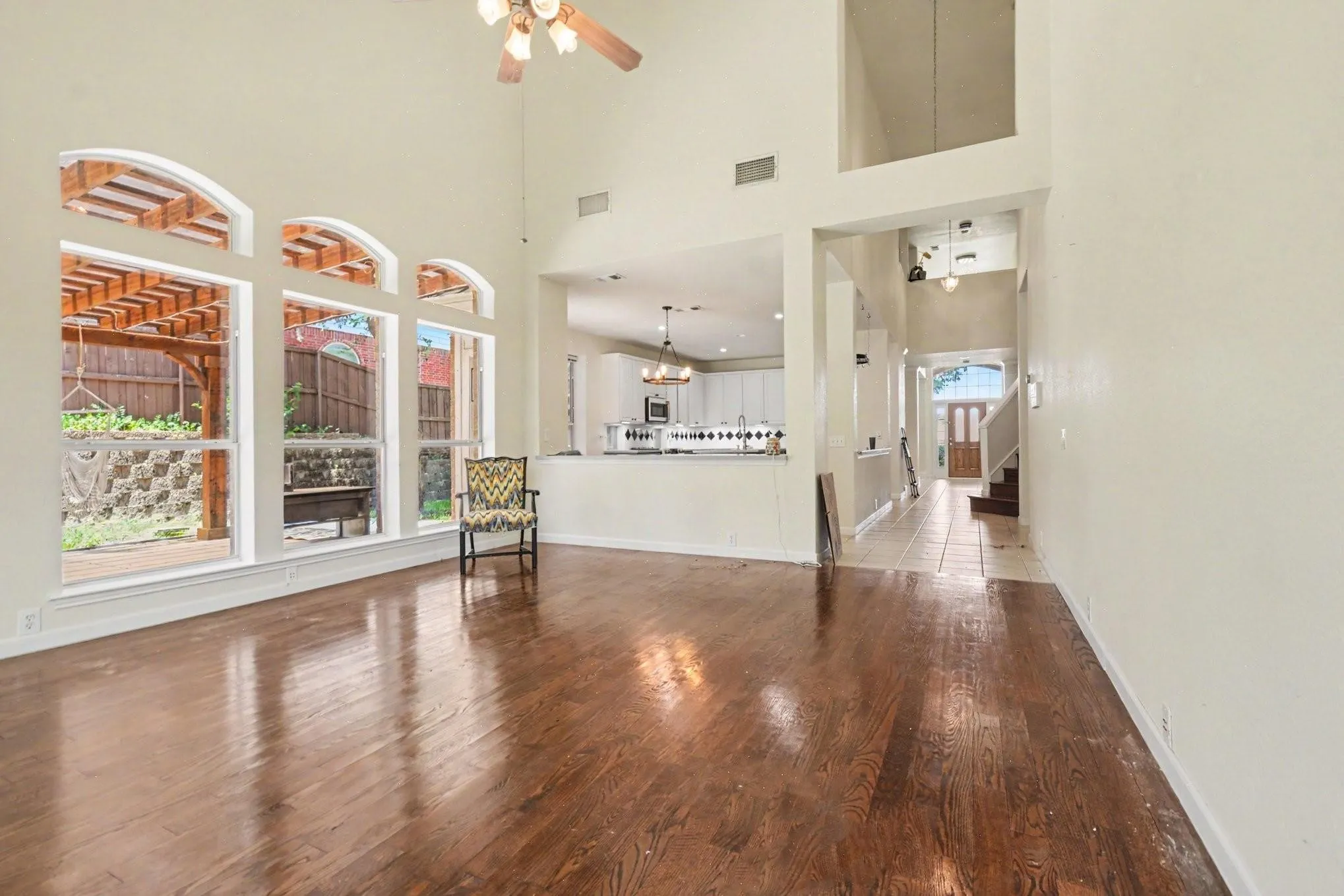 Single Family Residence For Sale in Rockwall County , 477 Monterey Drive, Rockwall, Texas 75087, 5 Bedroom, 4 Bathroom, 3 Garage spaces, 3,594 Sqft, built in 2002, mls#21346004, Real Estate Agent in Rockwall, Homes For Sale in Rockwall county, Homes For Sale in Rockwall, Realtor in Rockwall Texas, Real Estate Brokerage Independent Realty Texas, Luminita Cordes Realtor