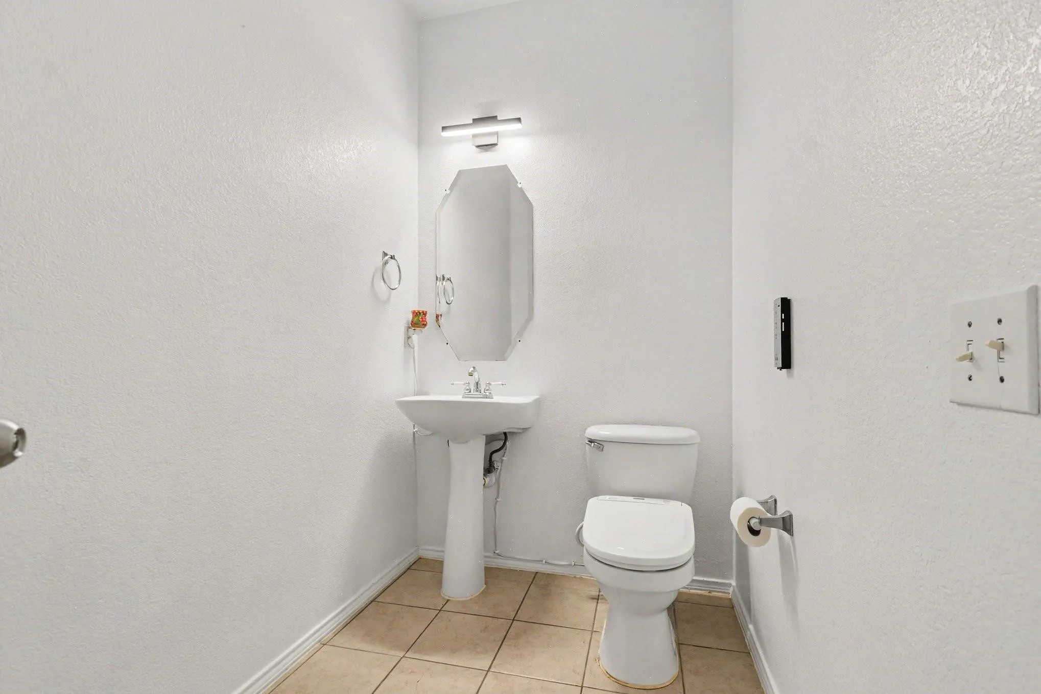 Single Family Residence For Sale in Rockwall County , 477 Monterey Drive, Rockwall, Texas 75087, 5 Bedroom, 4 Bathroom, 3 Garage spaces, 3,594 Sqft, built in 2002, mls#21346004, Real Estate Agent in Rockwall, Homes For Sale in Rockwall county, Homes For Sale in Rockwall, Realtor in Rockwall Texas, Real Estate Brokerage Independent Realty Texas, Luminita Cordes Realtor