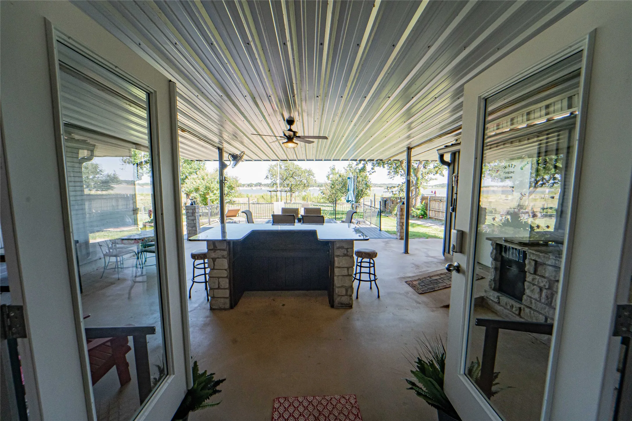 Single Family Residence For Sale in Stephens County , 9250 County Road 204, Breckenridge, Texas 76424, 3 Bedrooms, 3 Bathrooms, 2 Garage spaces, 2,979 Sqft, built in 1958, Price $519,000, mls#21345859, Real Estate Agent in Breckenridge, Homes For Sale in Stephens county, Homes For Sale in Breckenridge, Realtor in Breckenridge Texas, Real Estate Brokerage Independent Realty Texas, Luminita Cordes Realtor