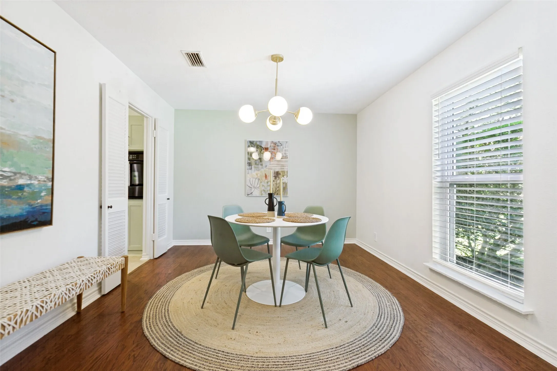 Single Family Residence For Sale in Dallas County , 1905 Deep Valley Drive, Richardson, Texas 75080, 3 Bedroom, 2 Bathroom, 2 Garage spaces, 1,602 Sqft, built in 1968, mls#21344154, Real Estate Agent in Richardson, Homes For Sale in Dallas county, Homes For Sale in Richardson, Realtor in Richardson Texas, Real Estate Brokerage Independent Realty Texas, Luminita Cordes Realtor
