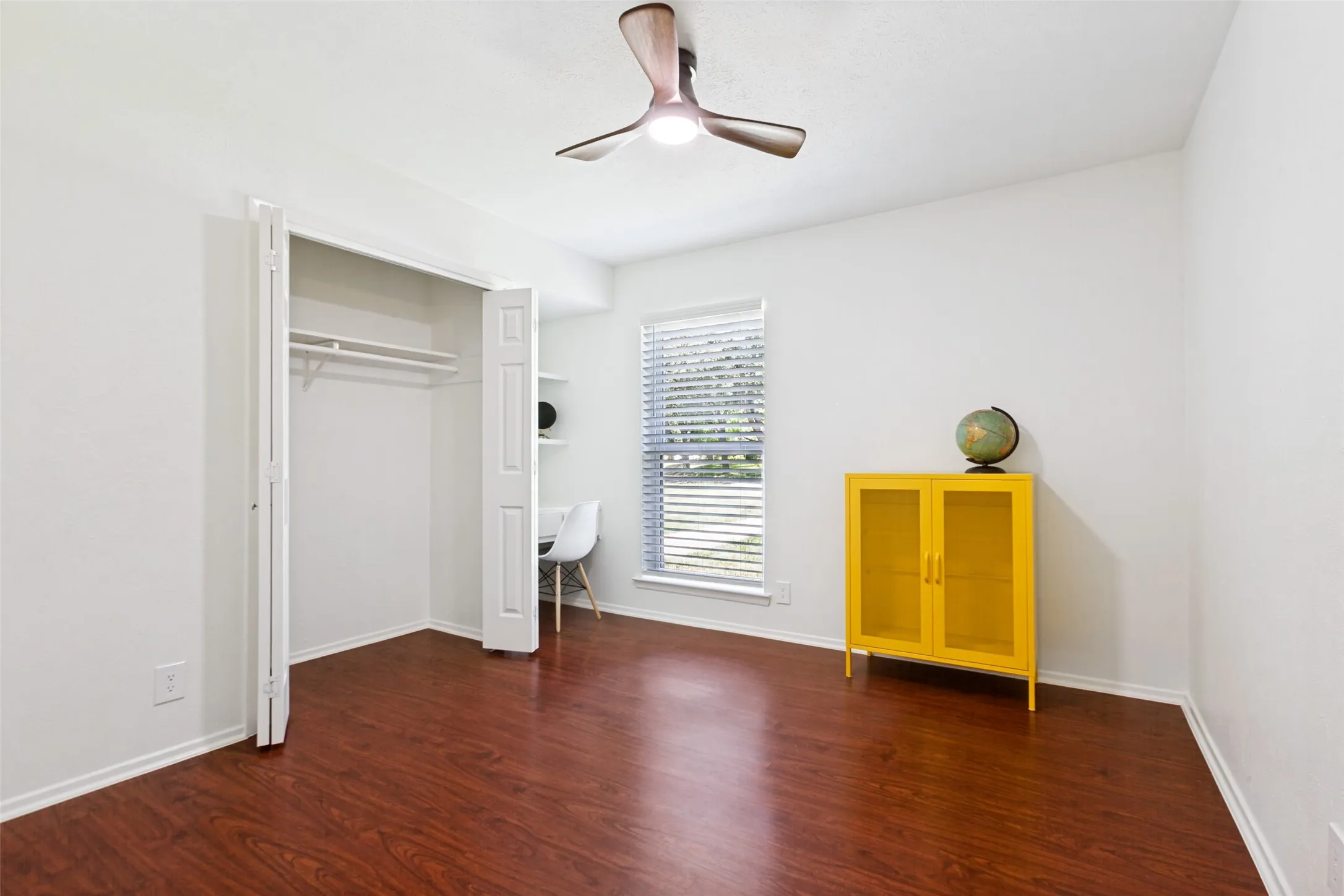 Single Family Residence For Sale in Dallas County , 1905 Deep Valley Drive, Richardson, Texas 75080, 3 Bedroom, 2 Bathroom, 2 Garage spaces, 1,602 Sqft, built in 1968, mls#21344154, Real Estate Agent in Richardson, Homes For Sale in Dallas county, Homes For Sale in Richardson, Realtor in Richardson Texas, Real Estate Brokerage Independent Realty Texas, Luminita Cordes Realtor