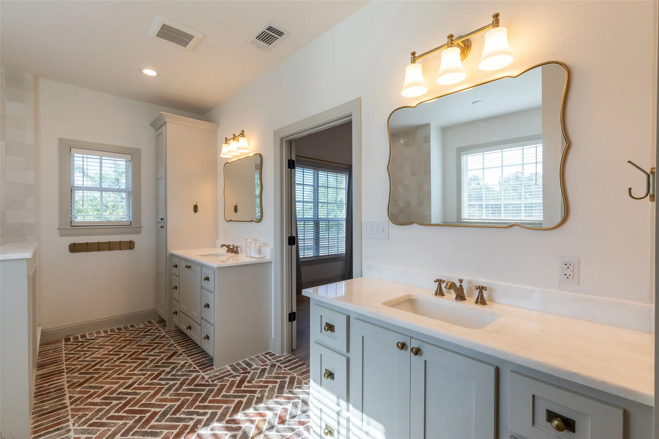 Single Family Residence For Sale in Taylor County , 753 County Road 154, Tuscola, Texas 79562, 5 Bedroom, 4 Bathroom, 3 Garage spaces, 3,665 Sqft, built in 2022, mls#21345722, Real Estate Agent in Tuscola, Homes For Sale in Taylor county, Homes For Sale in Tuscola, Realtor in Tuscola Texas, Real Estate Brokerage Independent Realty Texas, Luminita Cordes Realtor