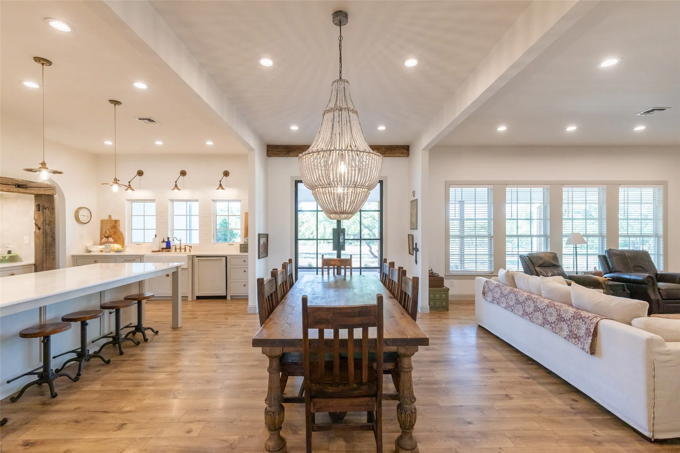 Single Family Residence For Sale in Taylor County , 753 County Road 154, Tuscola, Texas 79562, 5 Bedroom, 4 Bathroom, 3 Garage spaces, 3,665 Sqft, built in 2022, mls#21345722, Real Estate Agent in Tuscola, Homes For Sale in Taylor county, Homes For Sale in Tuscola, Realtor in Tuscola Texas, Real Estate Brokerage Independent Realty Texas, Luminita Cordes Realtor