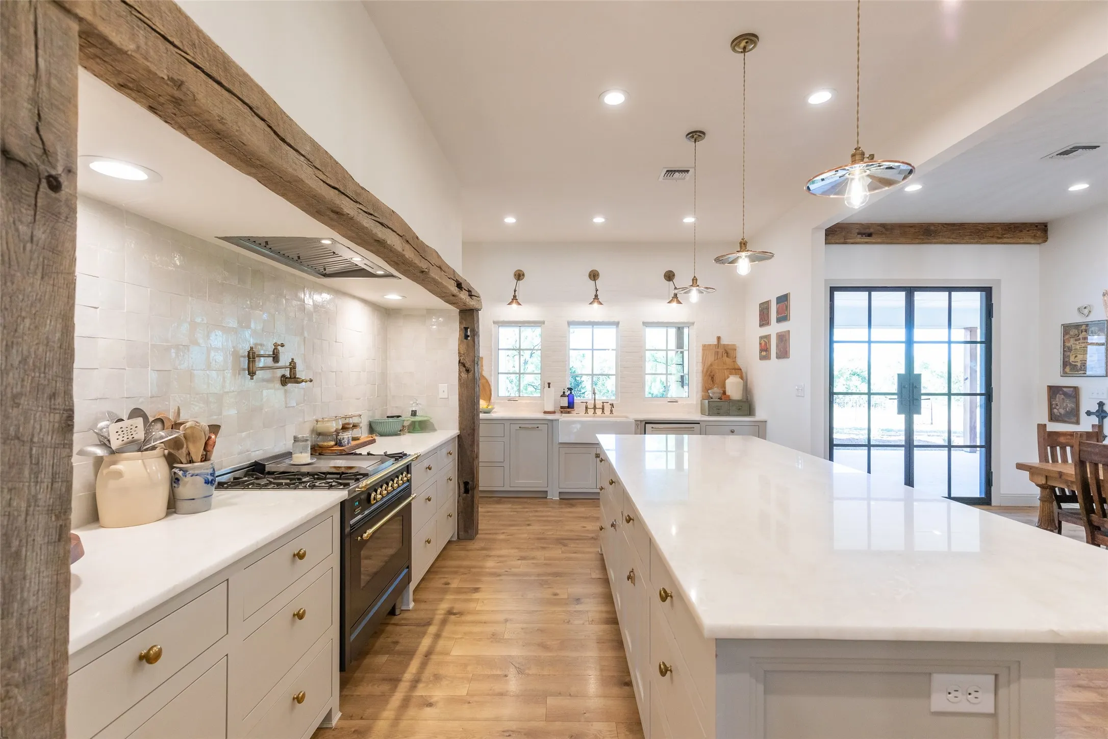 Single Family Residence For Sale in Taylor County , 753 County Road 154, Tuscola, Texas 79562, 5 Bedroom, 4 Bathroom, 3 Garage spaces, 3,665 Sqft, built in 2022, mls#21345722, Real Estate Agent in Tuscola, Homes For Sale in Taylor county, Homes For Sale in Tuscola, Realtor in Tuscola Texas, Real Estate Brokerage Independent Realty Texas, Luminita Cordes Realtor