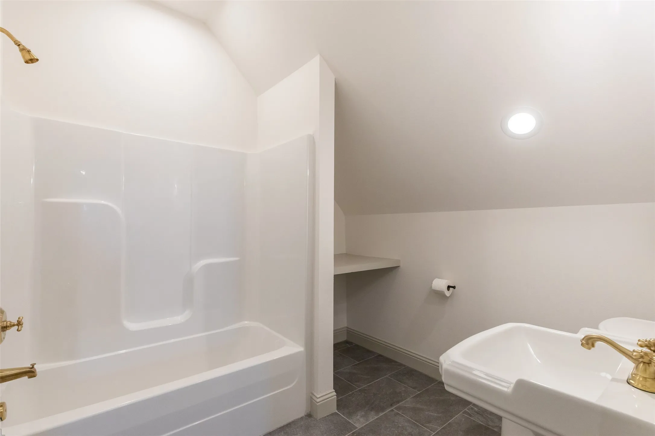 Single Family Residence For Sale in Taylor County , 753 County Road 154, Tuscola, Texas 79562, 5 Bedroom, 4 Bathroom, 3 Garage spaces, 3,665 Sqft, built in 2022, mls#21345722, Real Estate Agent in Tuscola, Homes For Sale in Taylor county, Homes For Sale in Tuscola, Realtor in Tuscola Texas, Real Estate Brokerage Independent Realty Texas, Luminita Cordes Realtor