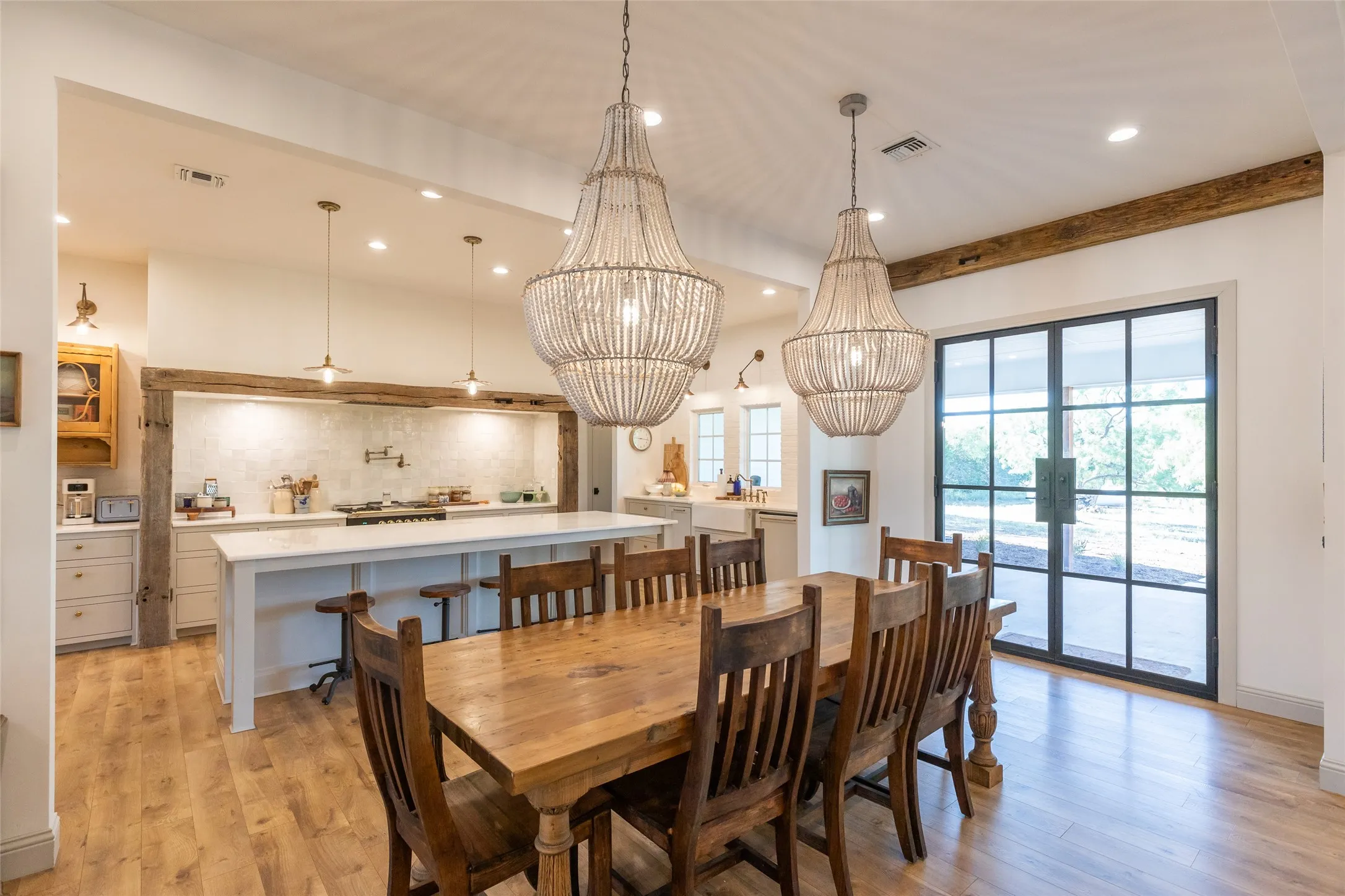 Single Family Residence For Sale in Taylor County , 753 County Road 154, Tuscola, Texas 79562, 5 Bedroom, 4 Bathroom, 3 Garage spaces, 3,665 Sqft, built in 2022, mls#21345722, Real Estate Agent in Tuscola, Homes For Sale in Taylor county, Homes For Sale in Tuscola, Realtor in Tuscola Texas, Real Estate Brokerage Independent Realty Texas, Luminita Cordes Realtor